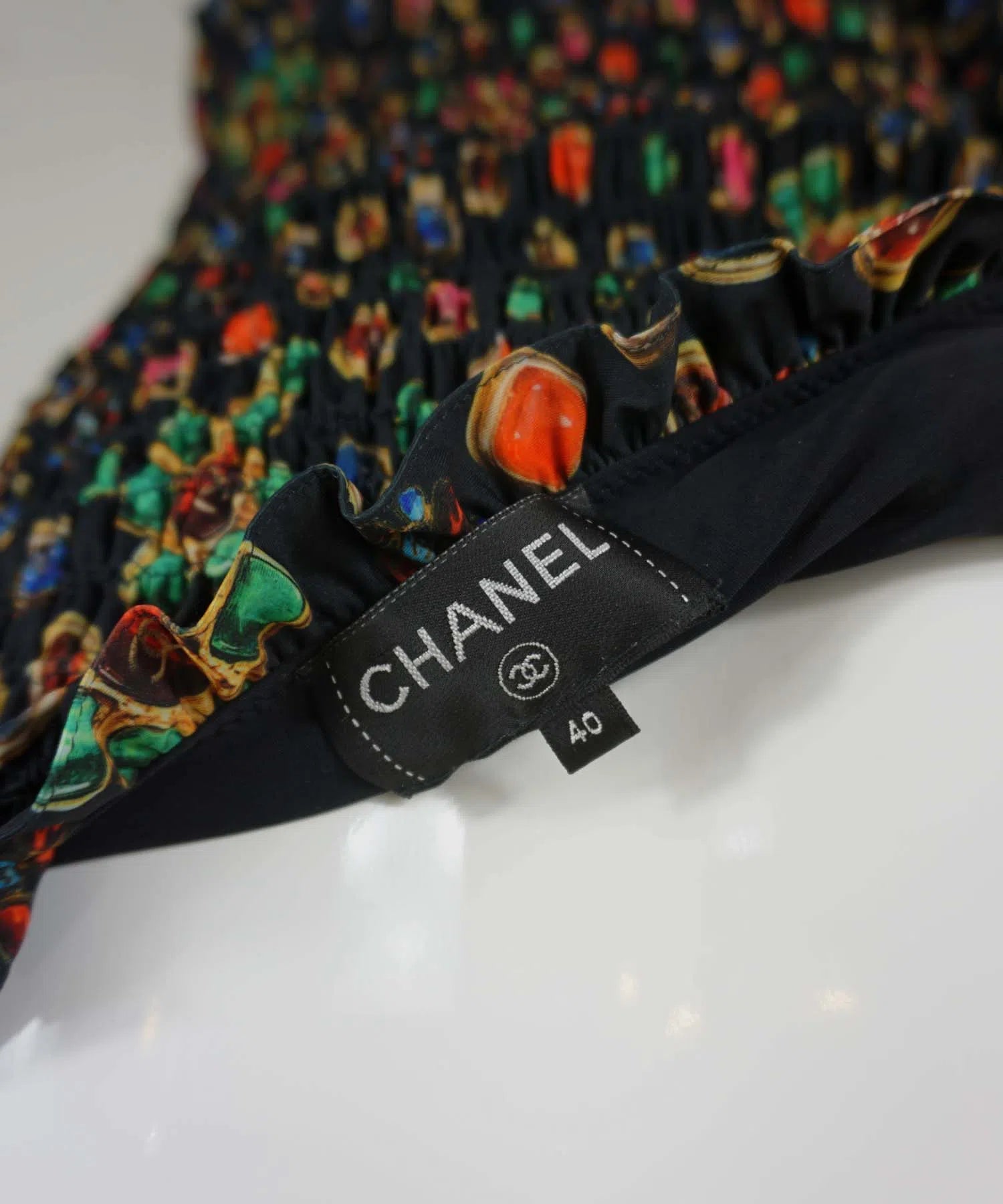 Chanel 2021 Cruise Collection Bijoux Button Top