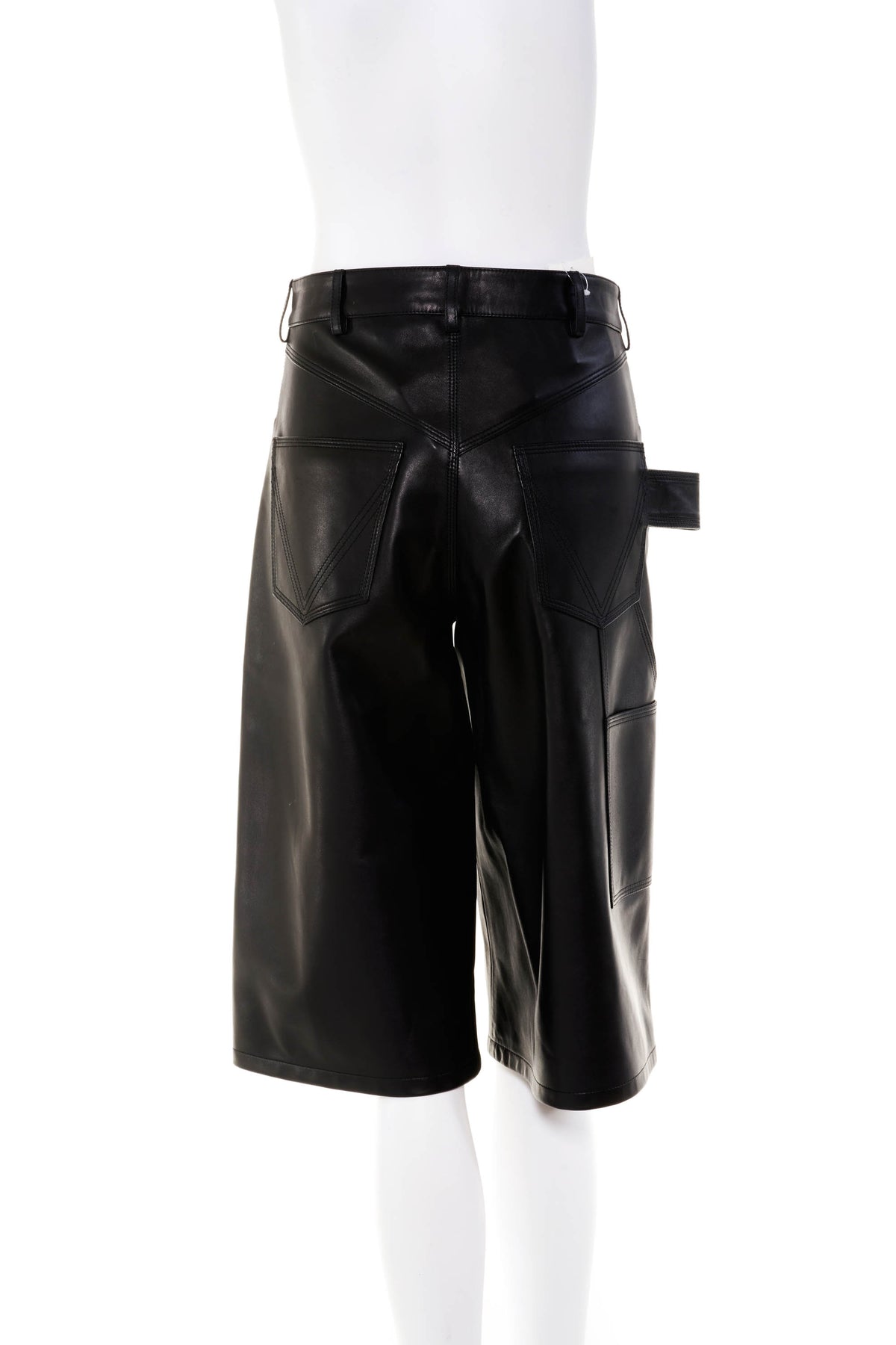 Bottega Veneta Black Leather Shorts Size 40