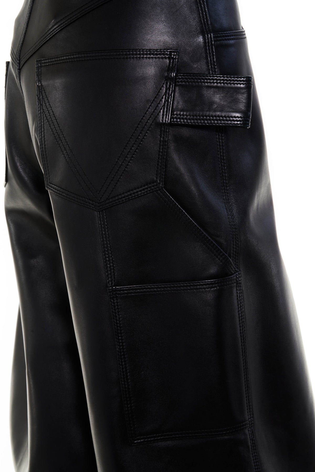 Bottega Veneta Black Leather Shorts Size 40