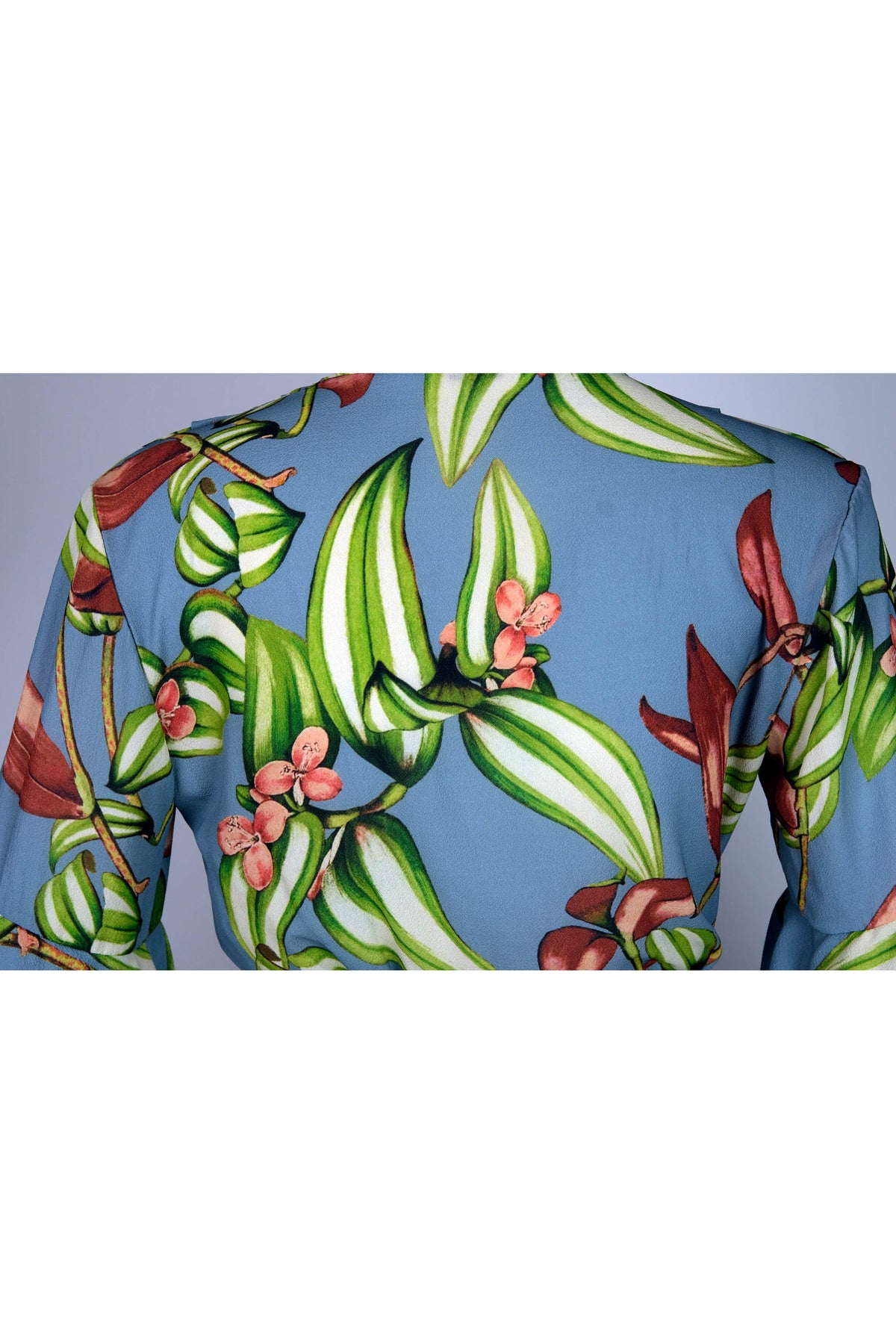 PatBo Grey and Leaf Print Crepe Wrap Top With Shorts Two Piece Set Size 6