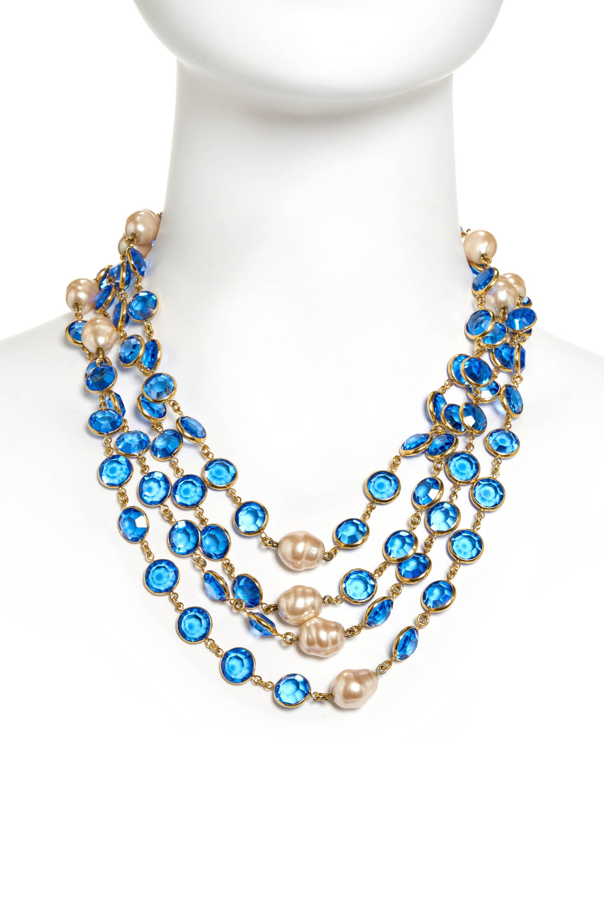 Chanel Vintage 80&#39;s Sautoir Pearl Necklace With Blue Strass Crystals 24k Gold Plated