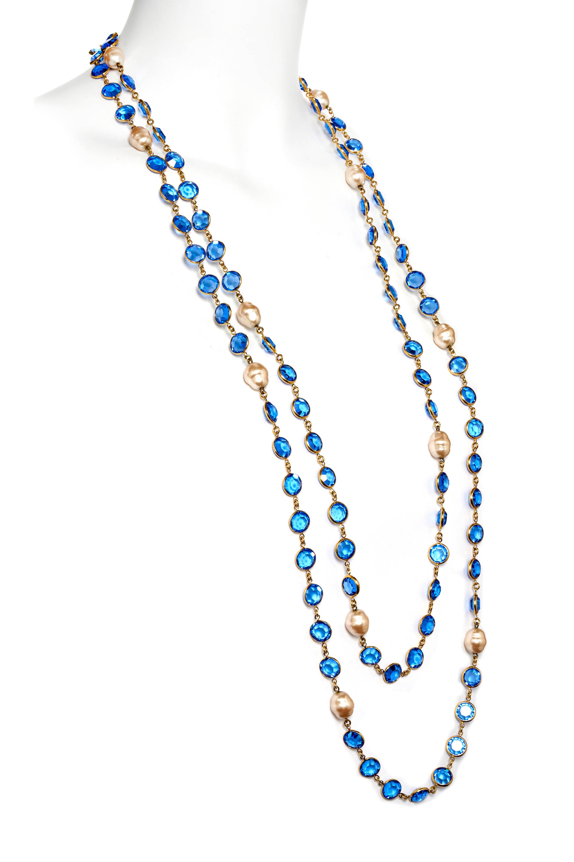 Chanel Vintage 80's Sautoir Pearl Necklace With Blue Strass Crystals 24k Gold Plated