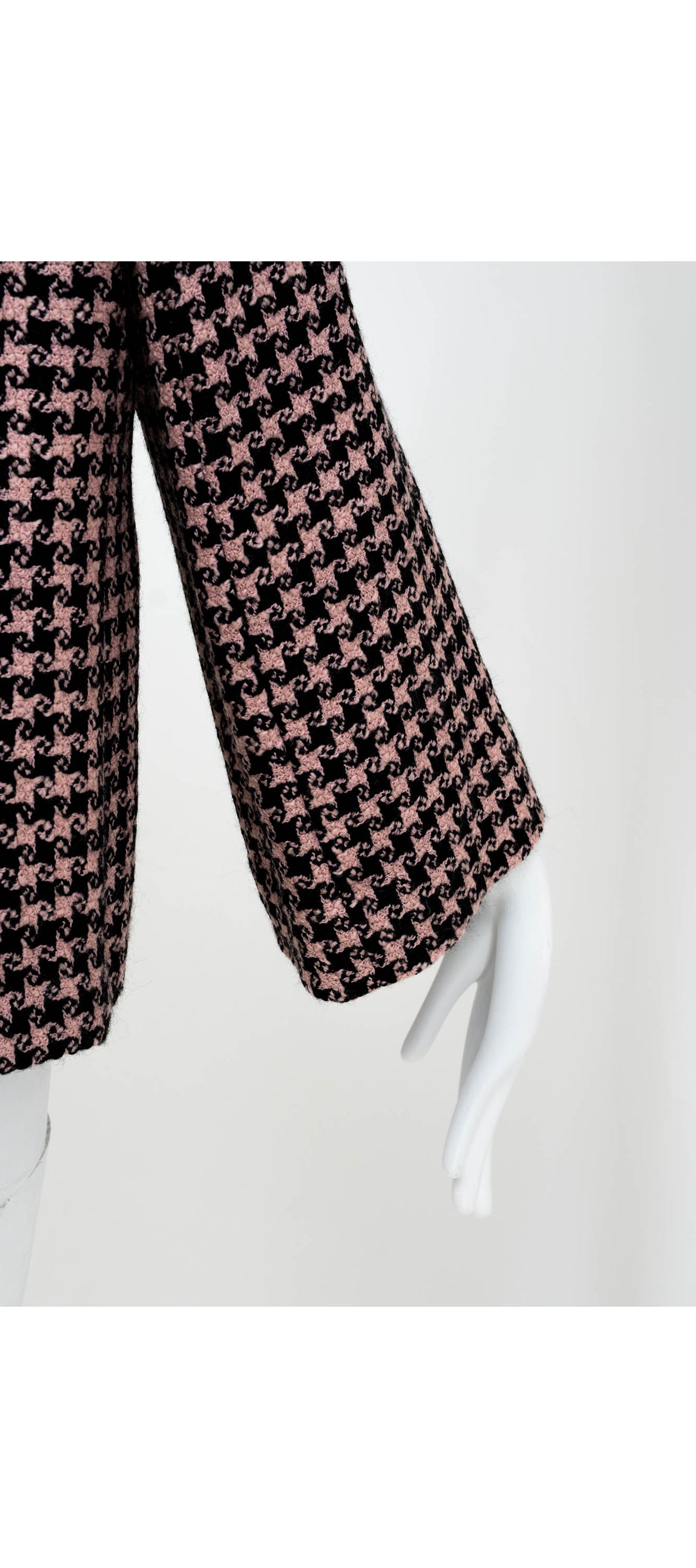 Gucci Salmon and Black Square G Print Wool Jacket Size 40 2022