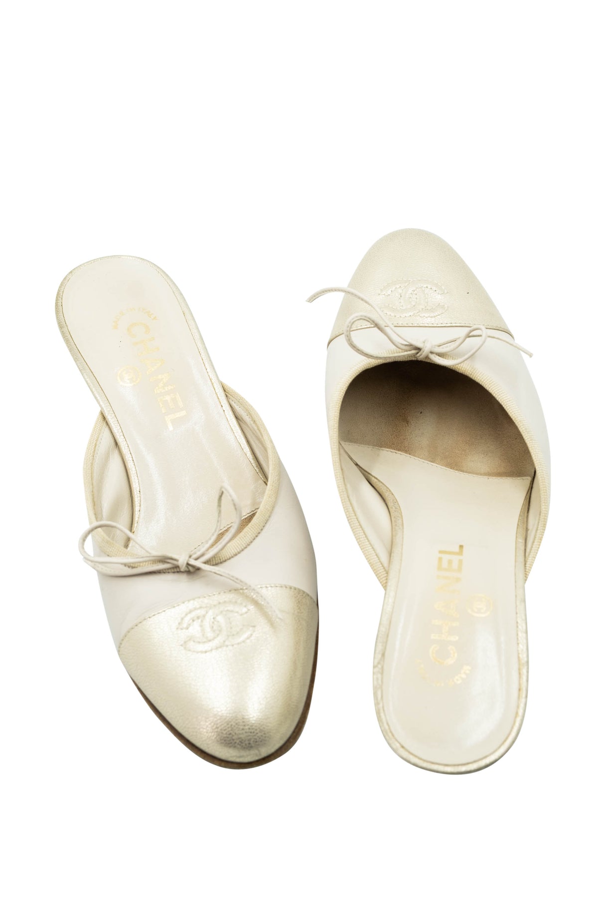 Chanel Cream Gold Cap Toe Bow Ballet Kitten Heel Mules Shoes Size 37.5