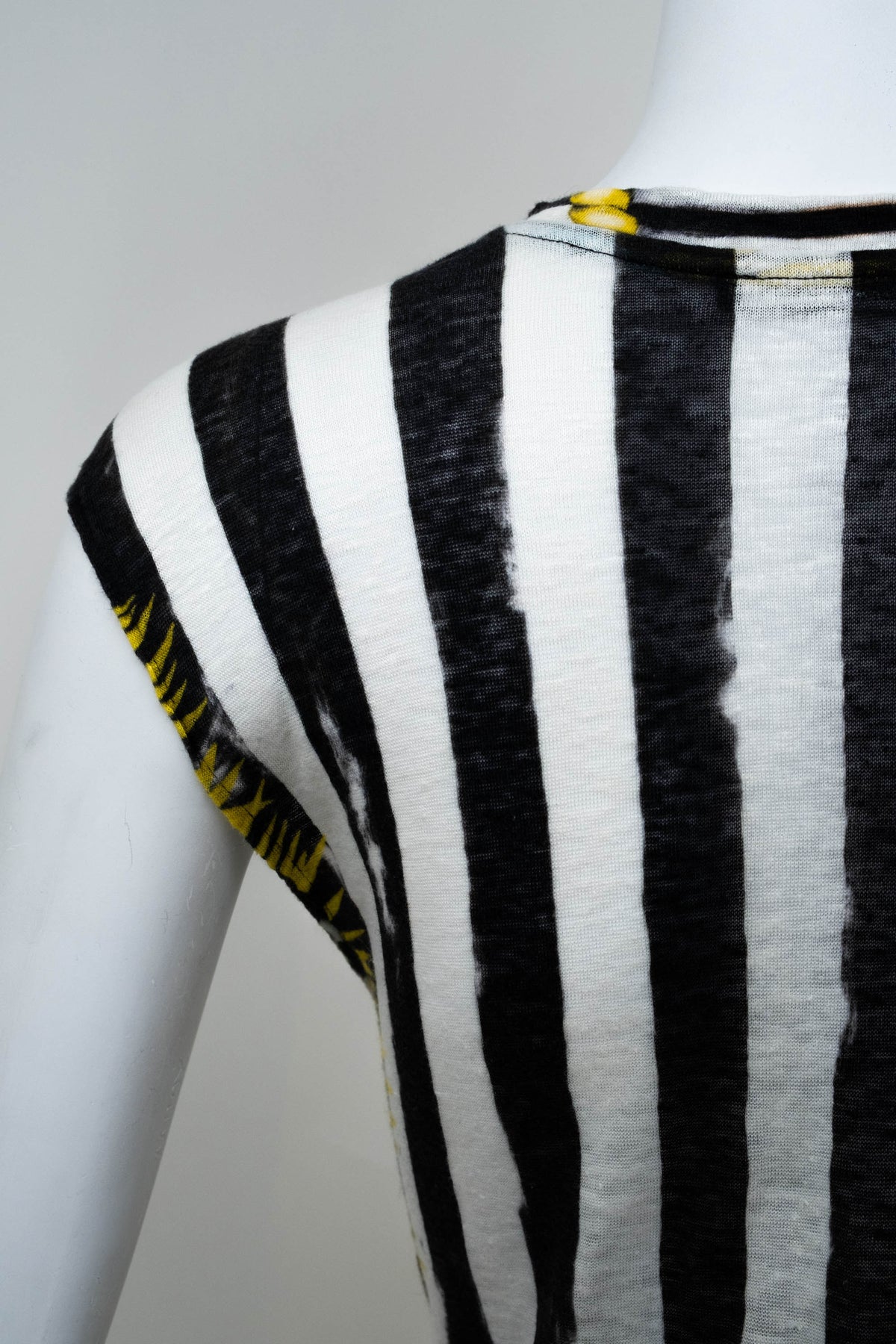 Balmain Black and White Harlequin Print Sleeveless Top Size 38