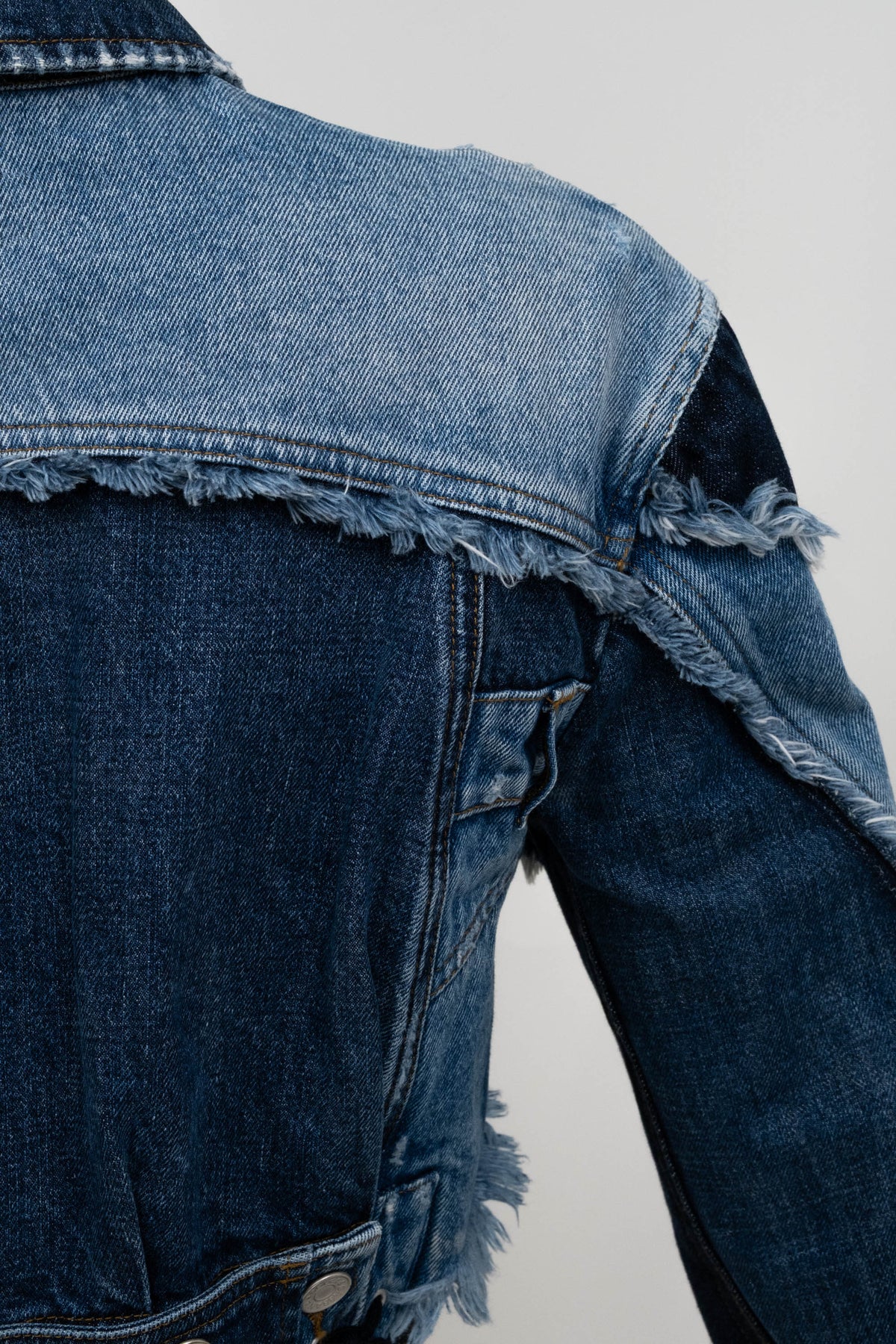 Dolce & Gabbana Denim Cropped Jacket Size 44 2002