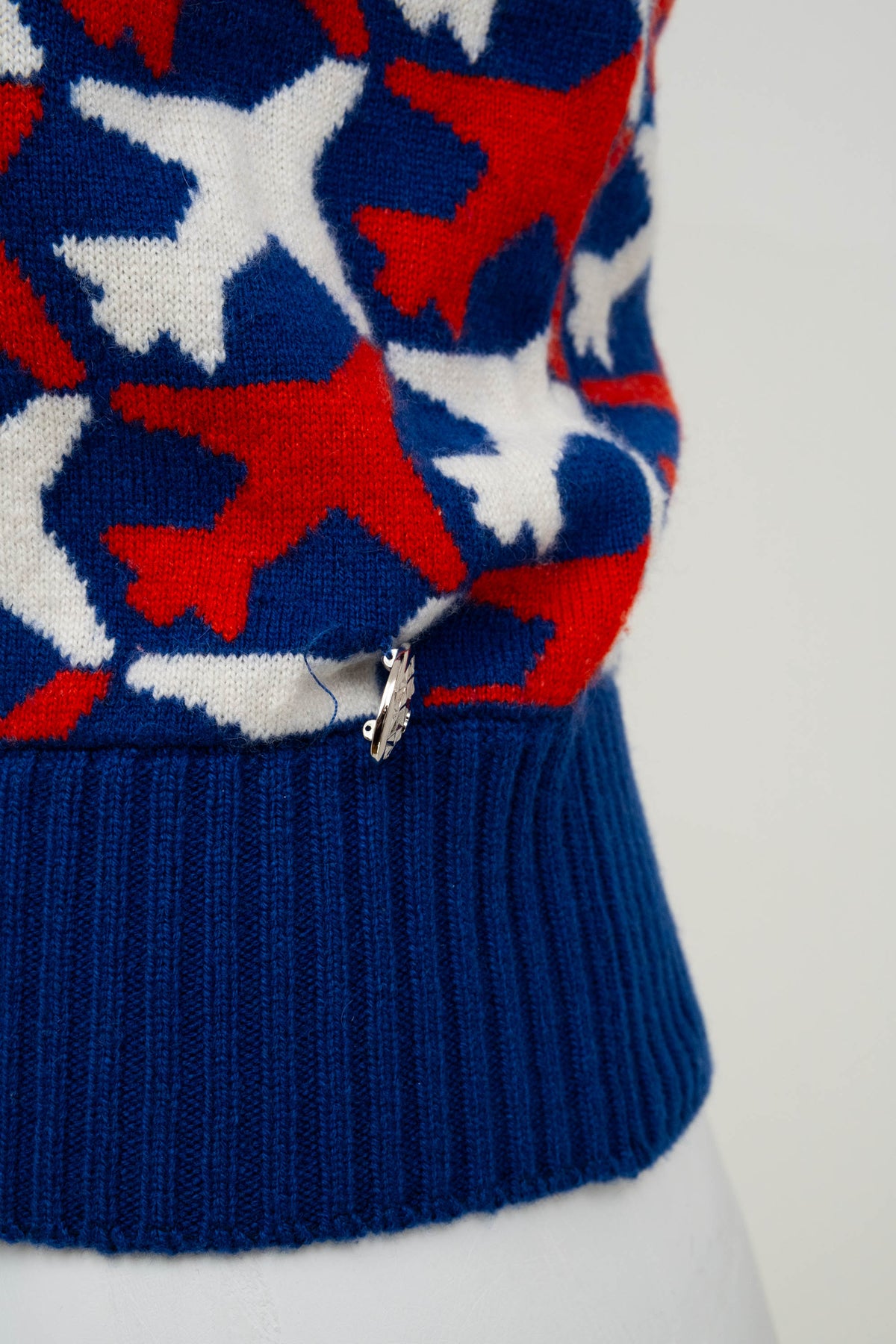Chanel Cashmere Sweater Navy with White and Red Airplane Pattern Size Small