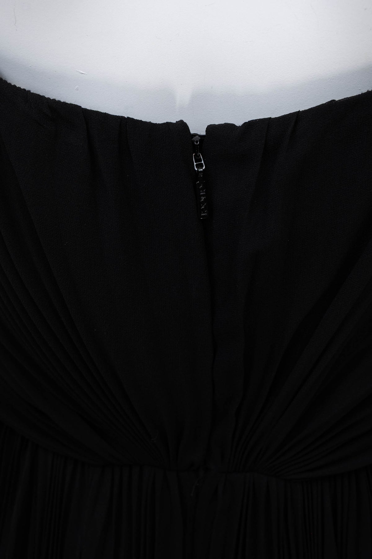 Gucci Black Runway Chiffon Pleated Gown Size 40 2020