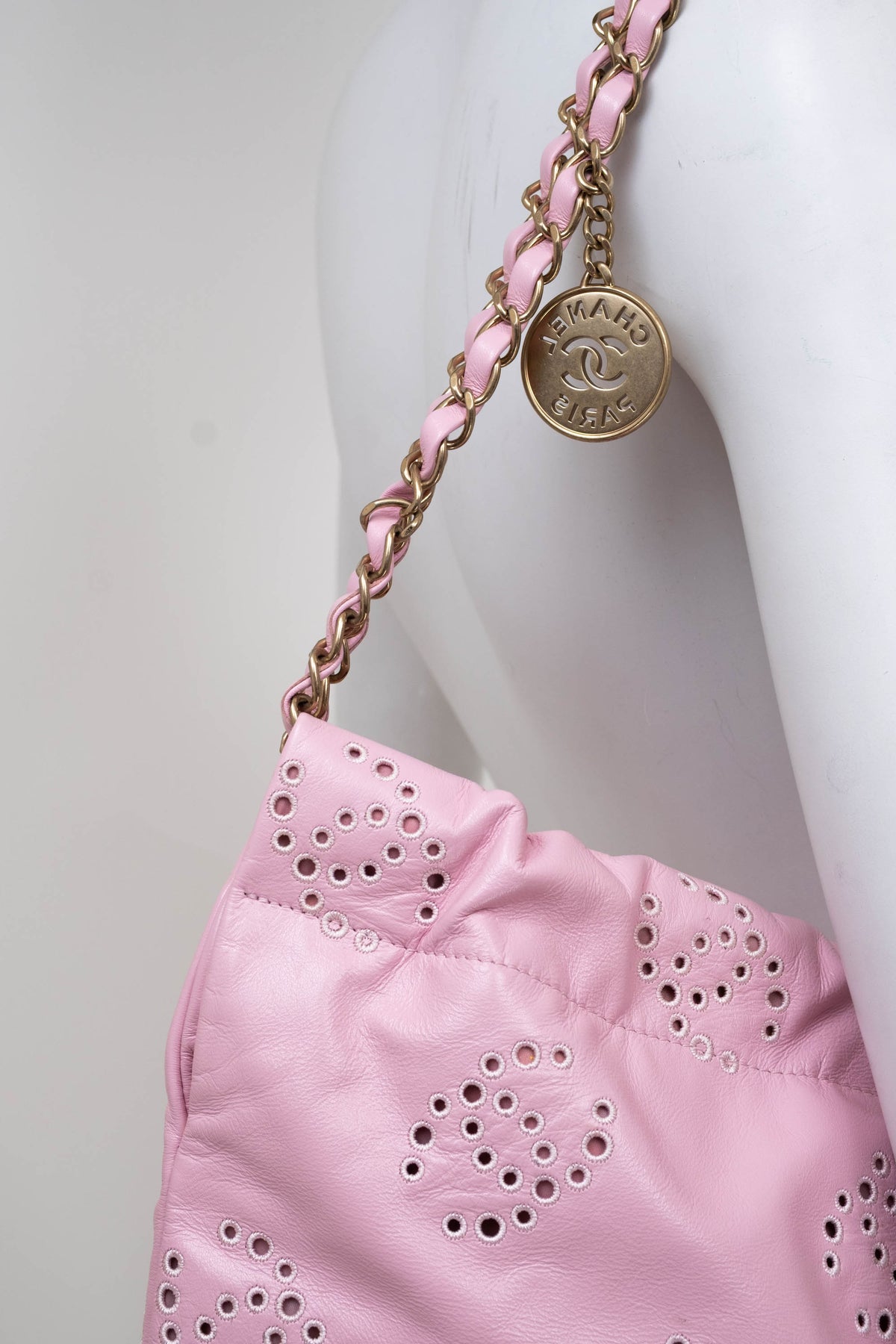 Chanel 22 Light Pink Eyelet CC Hobo Purse Size Small 2025