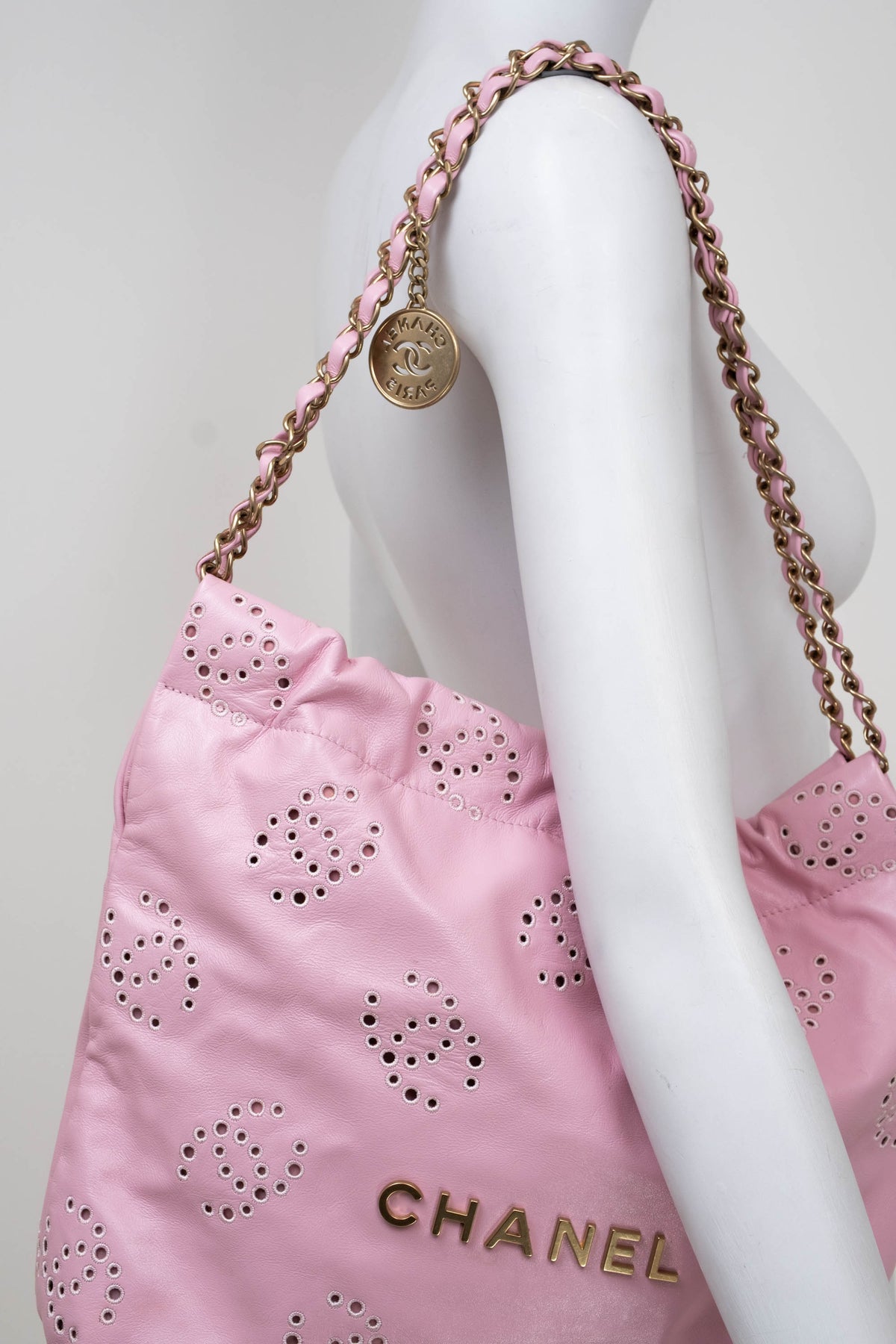 Chanel 22 Light Pink Eyelet CC Hobo Purse Size Small 2025