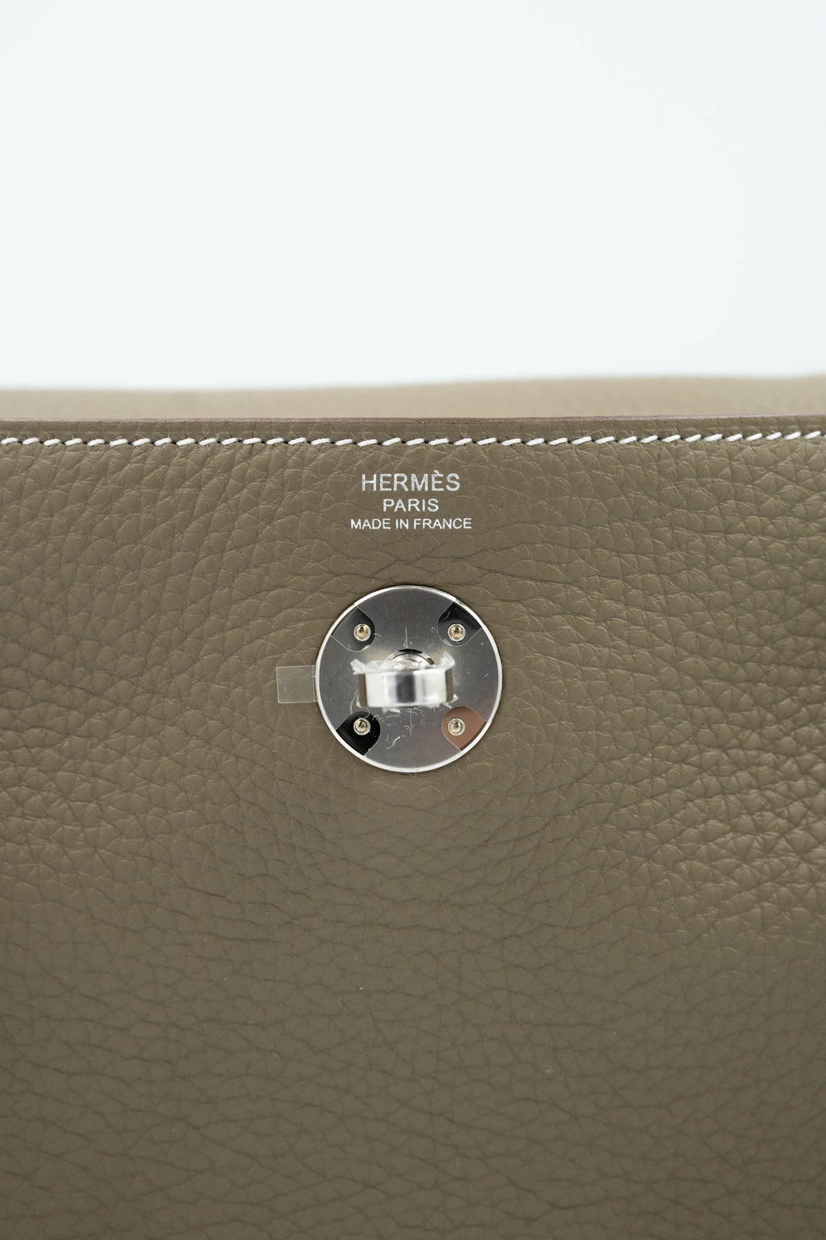 Hermes Etoupe Taurillion Clemence Lindy Dual Handle Shoulder Bag Purse 2025.