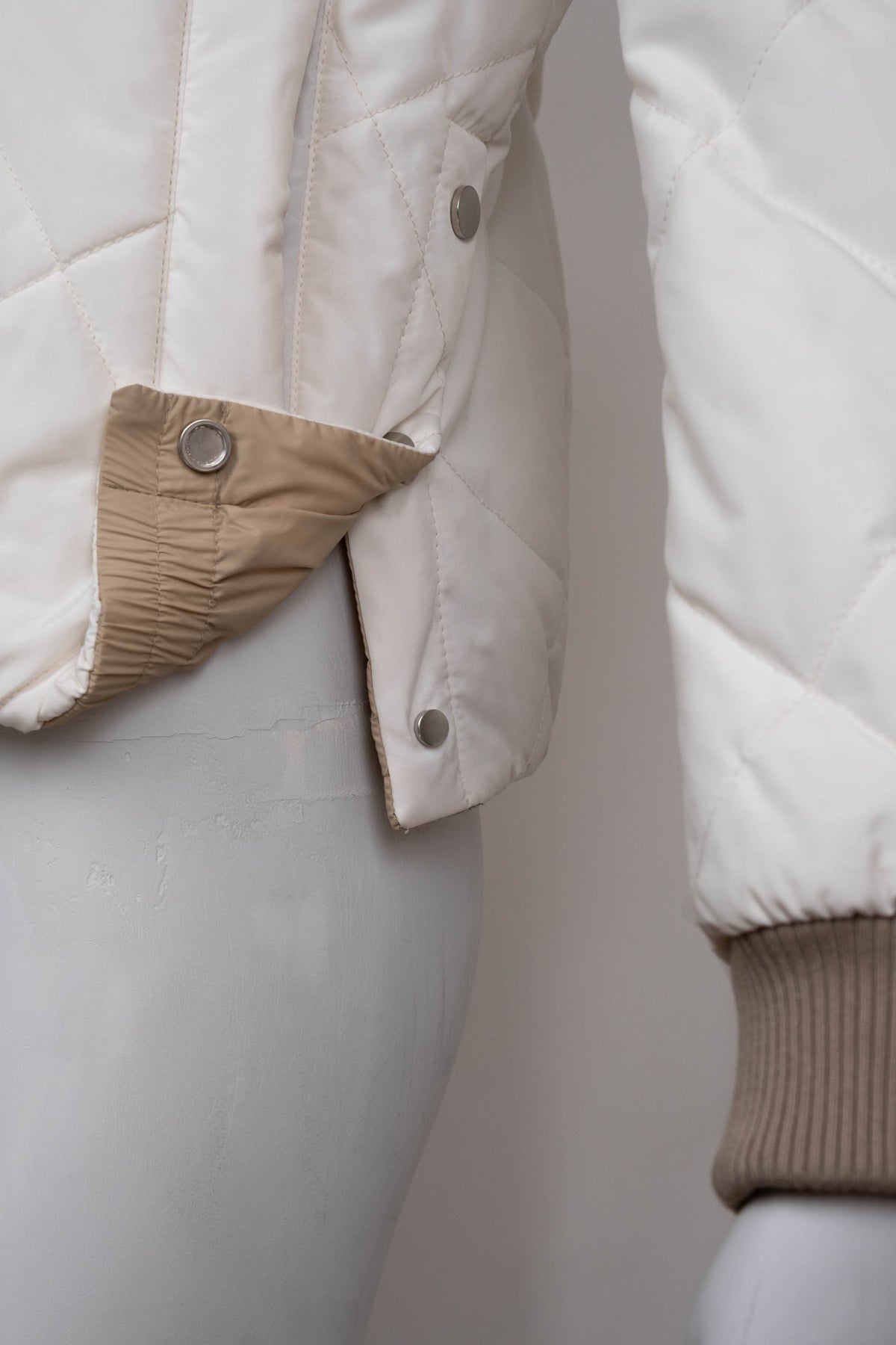 Brunello Cucinelli White Beige Reversible Quilted Bomber Jacket Size 38