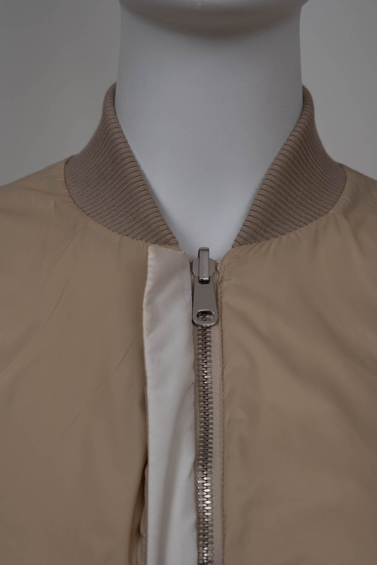 Brunello Cucinelli White Beige Reversible Quilted Bomber Jacket Size 38