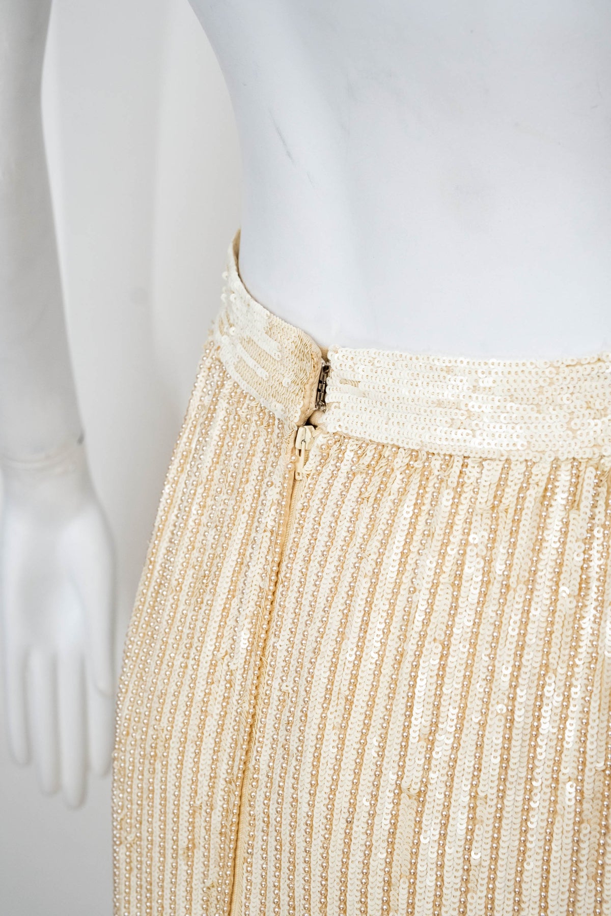 Valentino Ivory Sequin and Beaded Skirt Cable Pattern Size Small