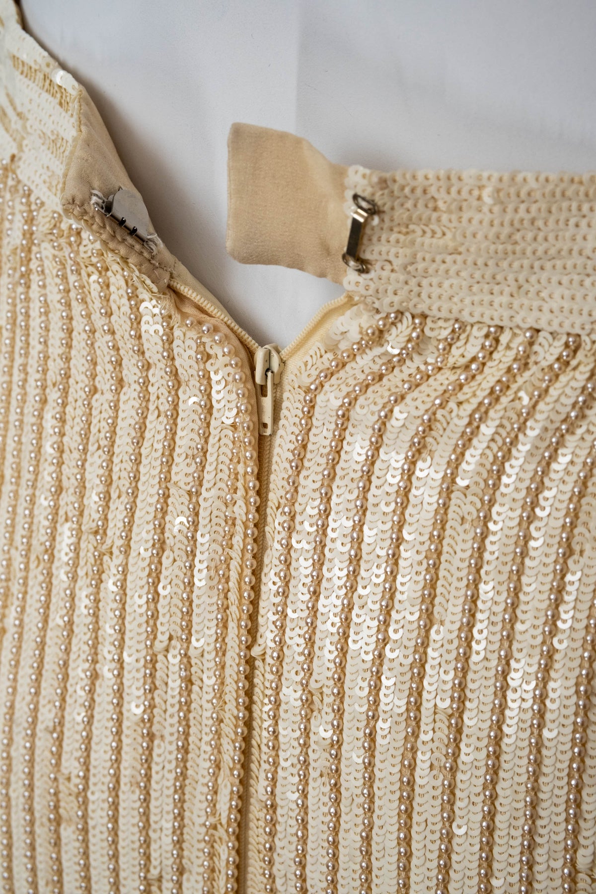 Valentino Ivory Sequin and Beaded Skirt Cable Pattern Size Small