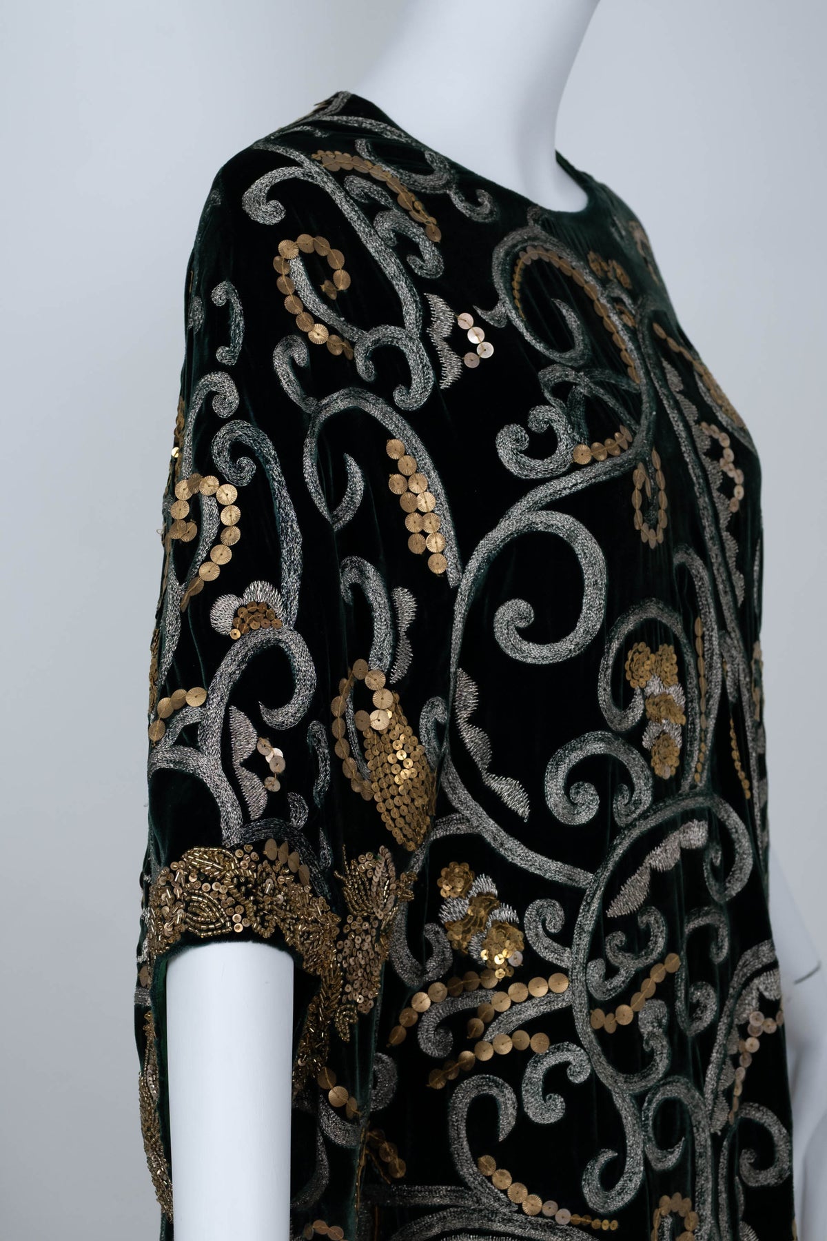 Naeem Khan Green Embellished Velvet Cape Dress