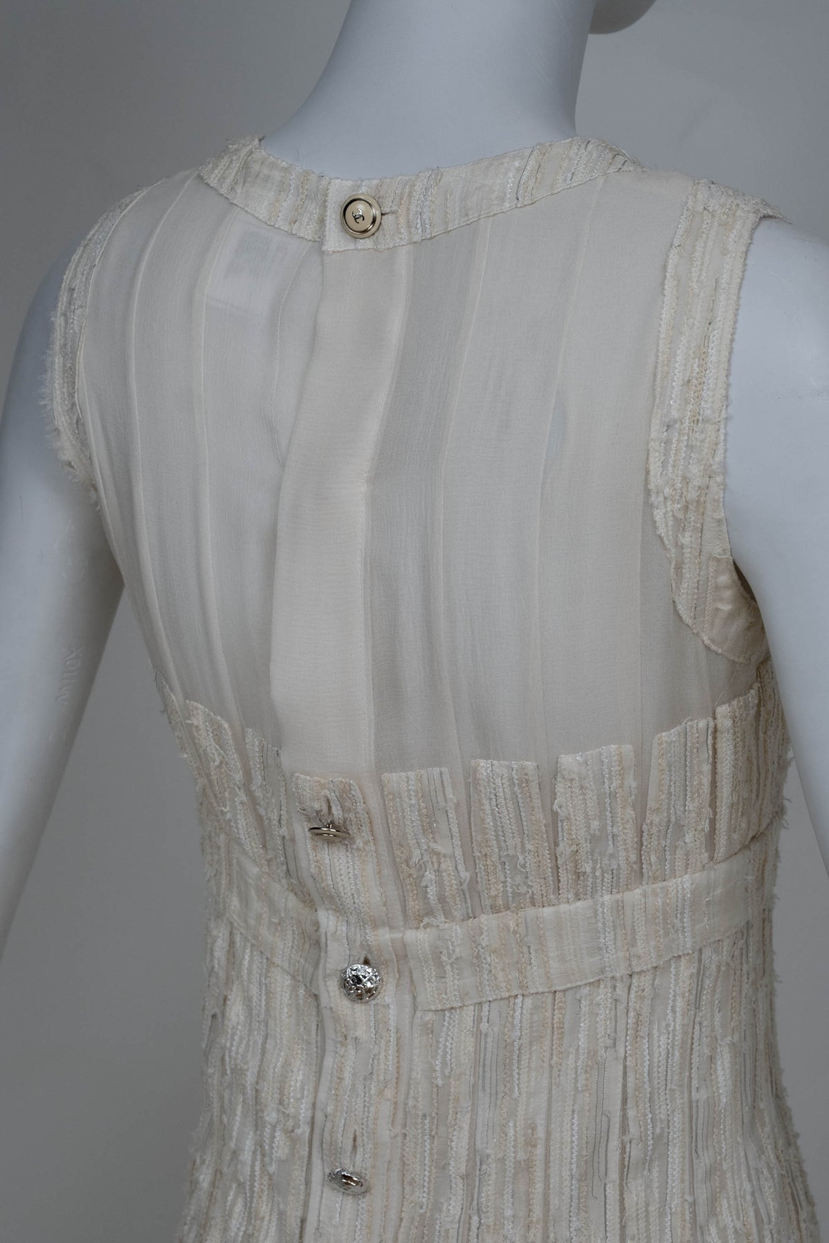 Chanel Cream Tweed Sleeveless Dress Size 34 07C