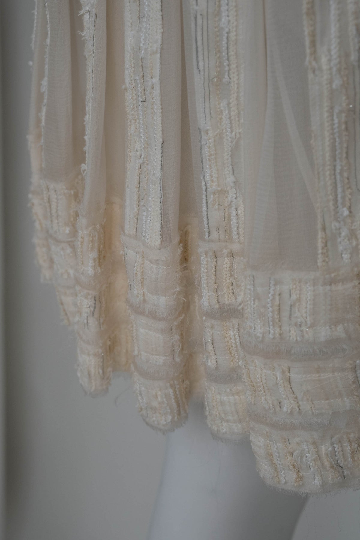 Chanel Cream Tweed Sleeveless Dress Size 34 07C