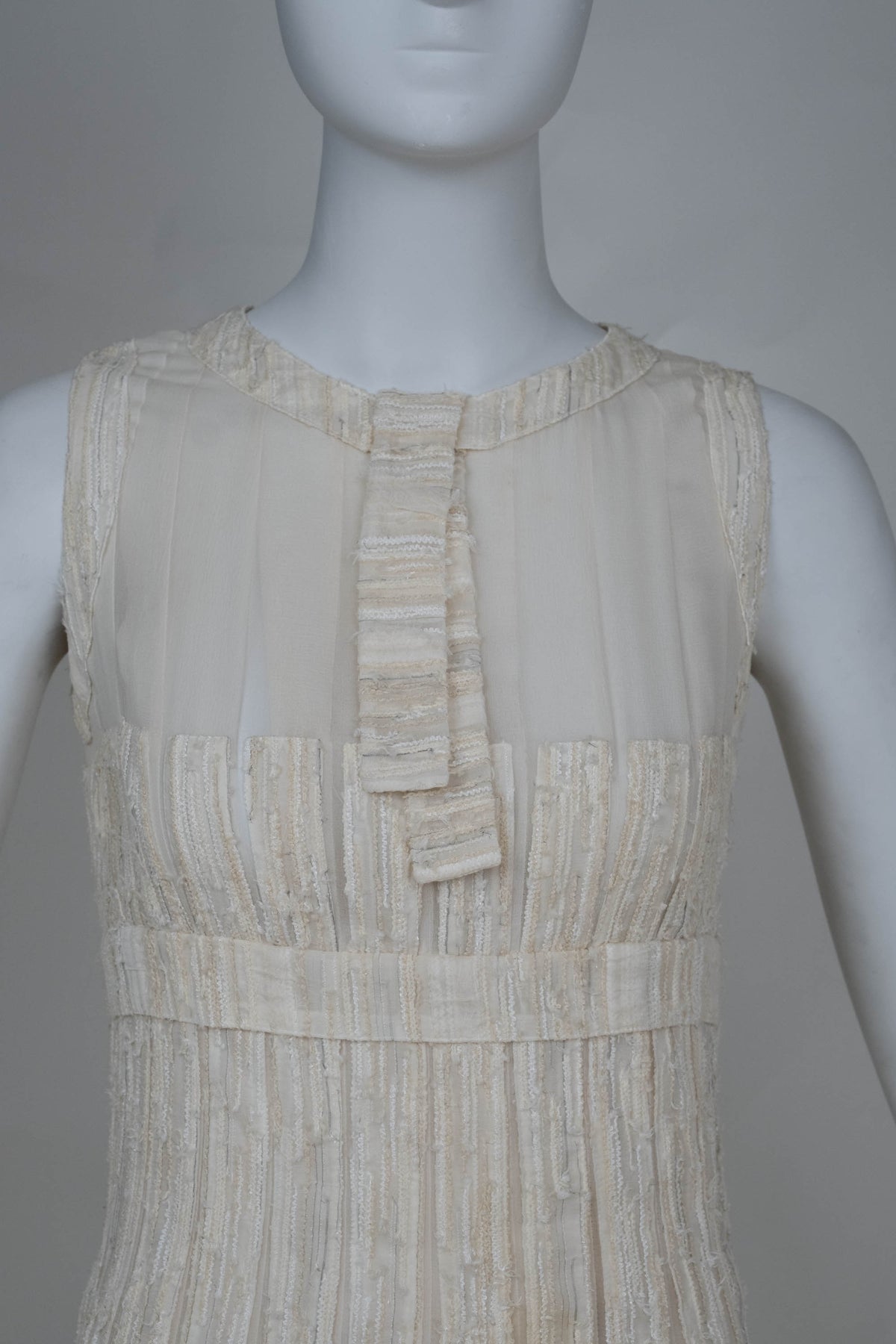 Chanel Cream Tweed Sleeveless Dress Size 34 07C