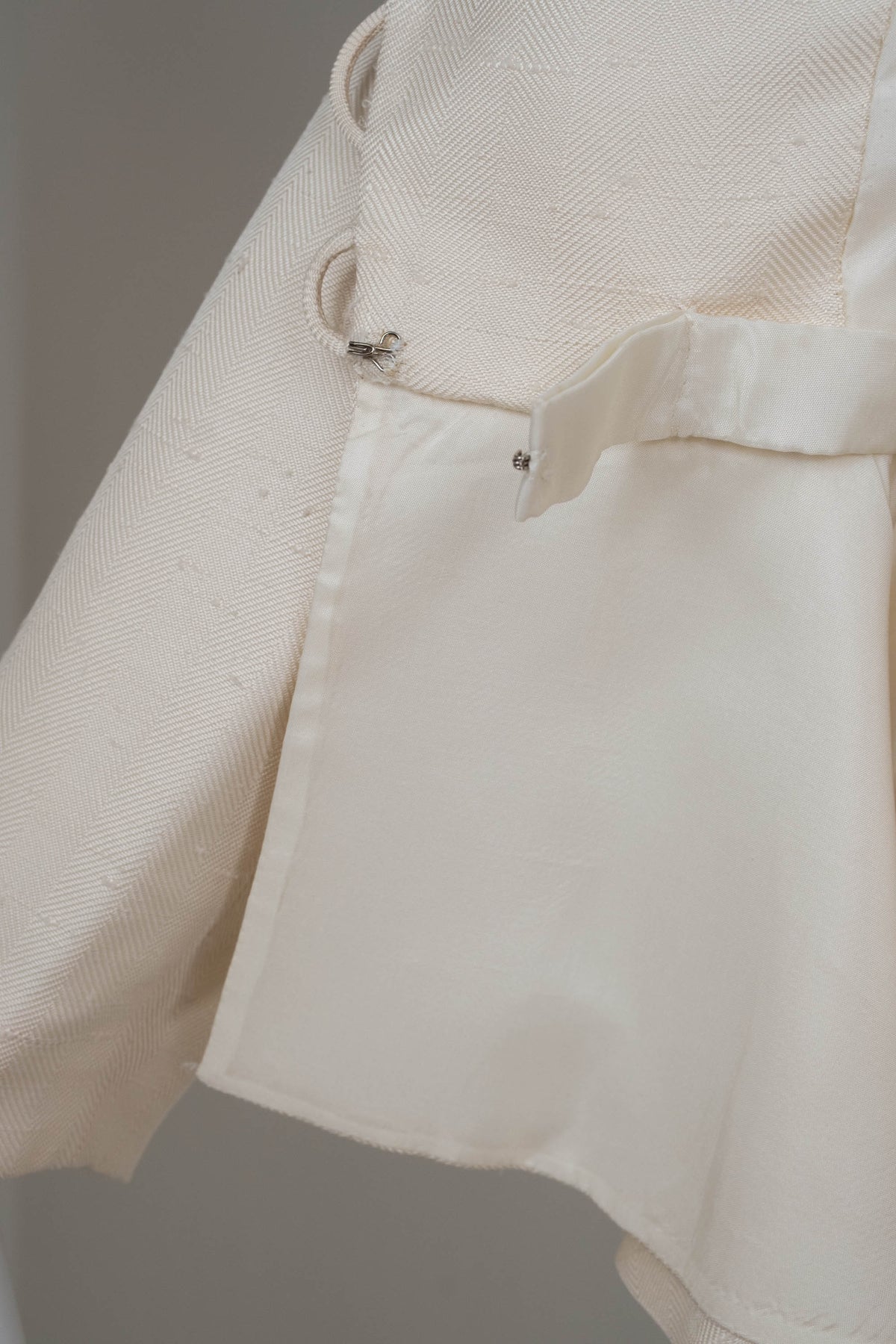 Vicky Tiell Vintage French White Linen Suit Size 34-36