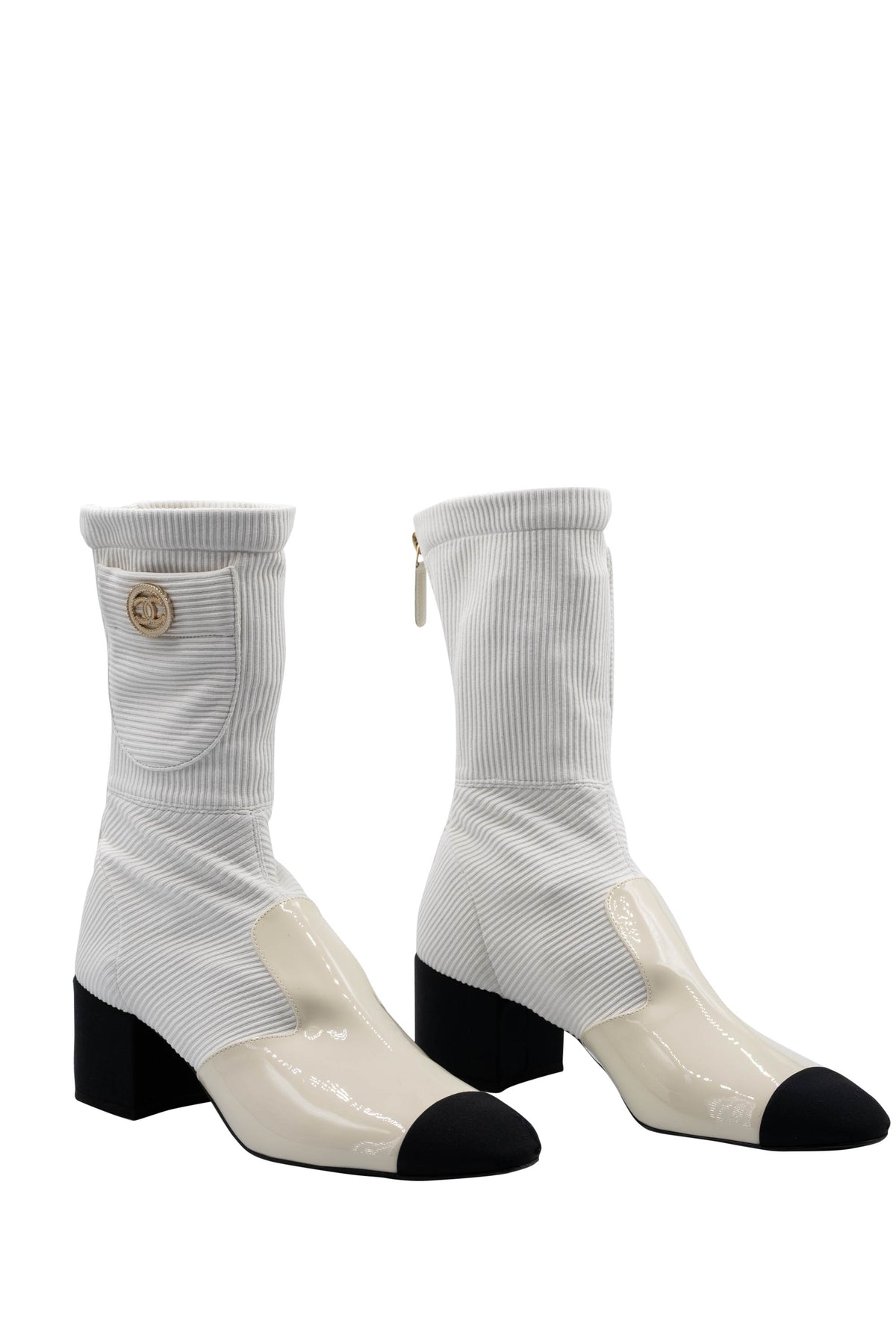 Chanel White Booties With Patent Leather Toe Size 7 2021 Cruise