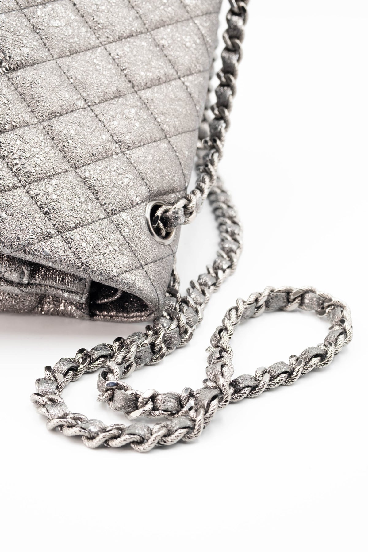 Chanel Silver Metallic Leather Classic Double Flap Purse Size Medium 2006-8