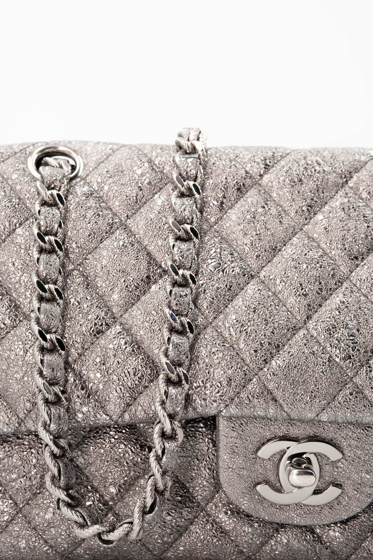 Chanel Silver Metallic Leather Classic Double Flap Purse Size Medium 2006-8