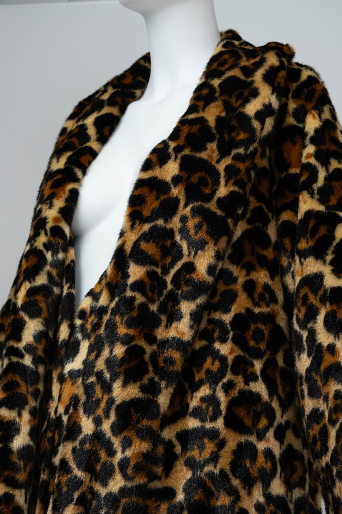 Alexander McQueen McQ Leopard Faux Fur Scarf Neck Coat Size 8