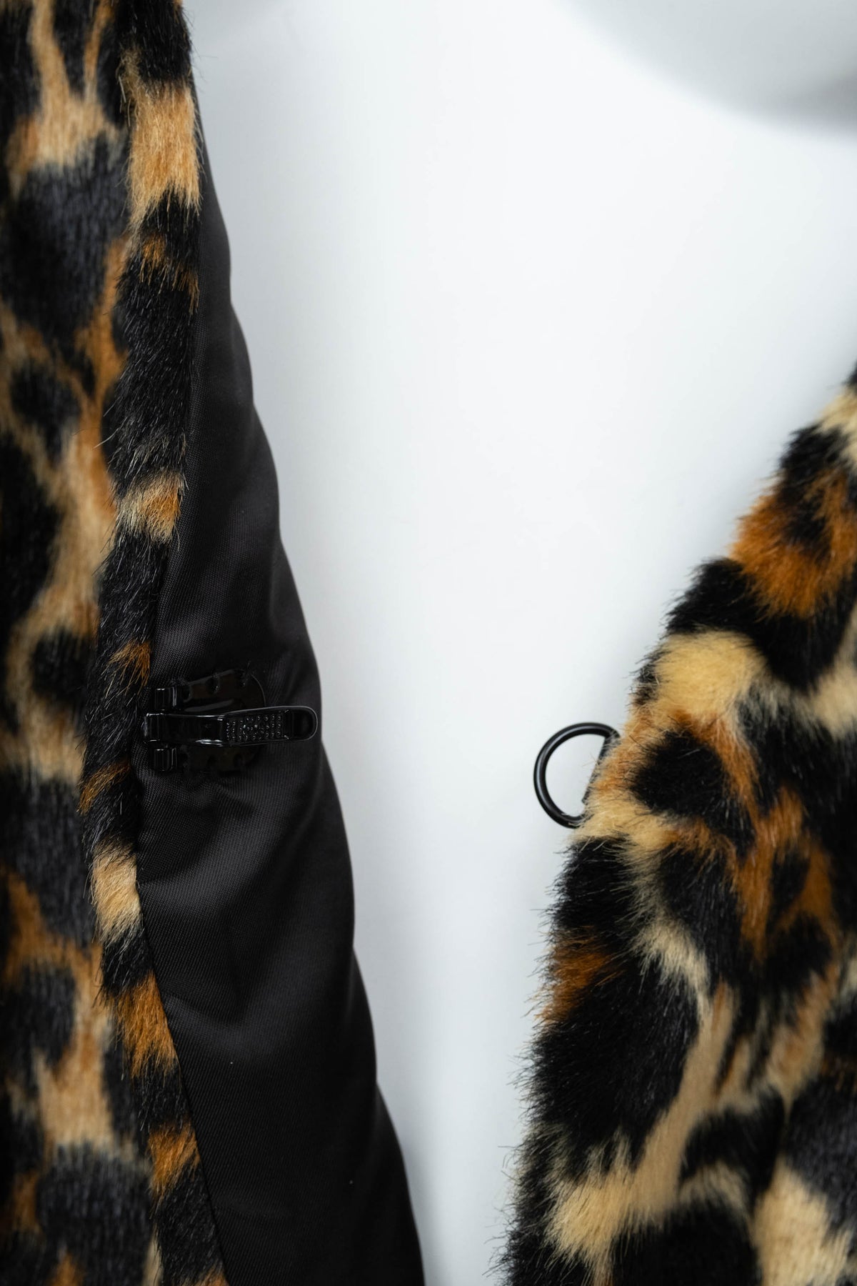 Alexander McQueen McQ Leopard Faux Fur Scarf Neck Coat Size 8