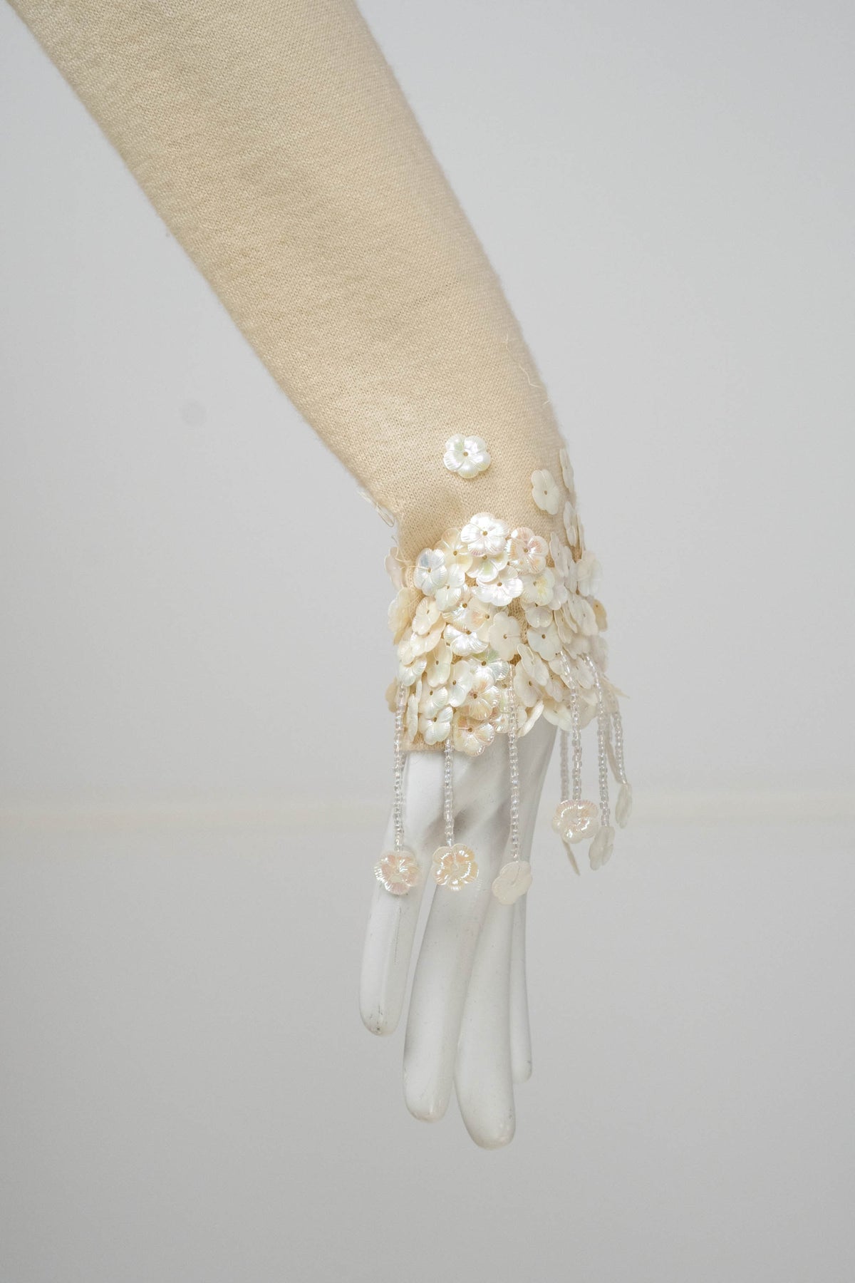 Chanel Ivory Sweater With white Flower Sequins Size S/M