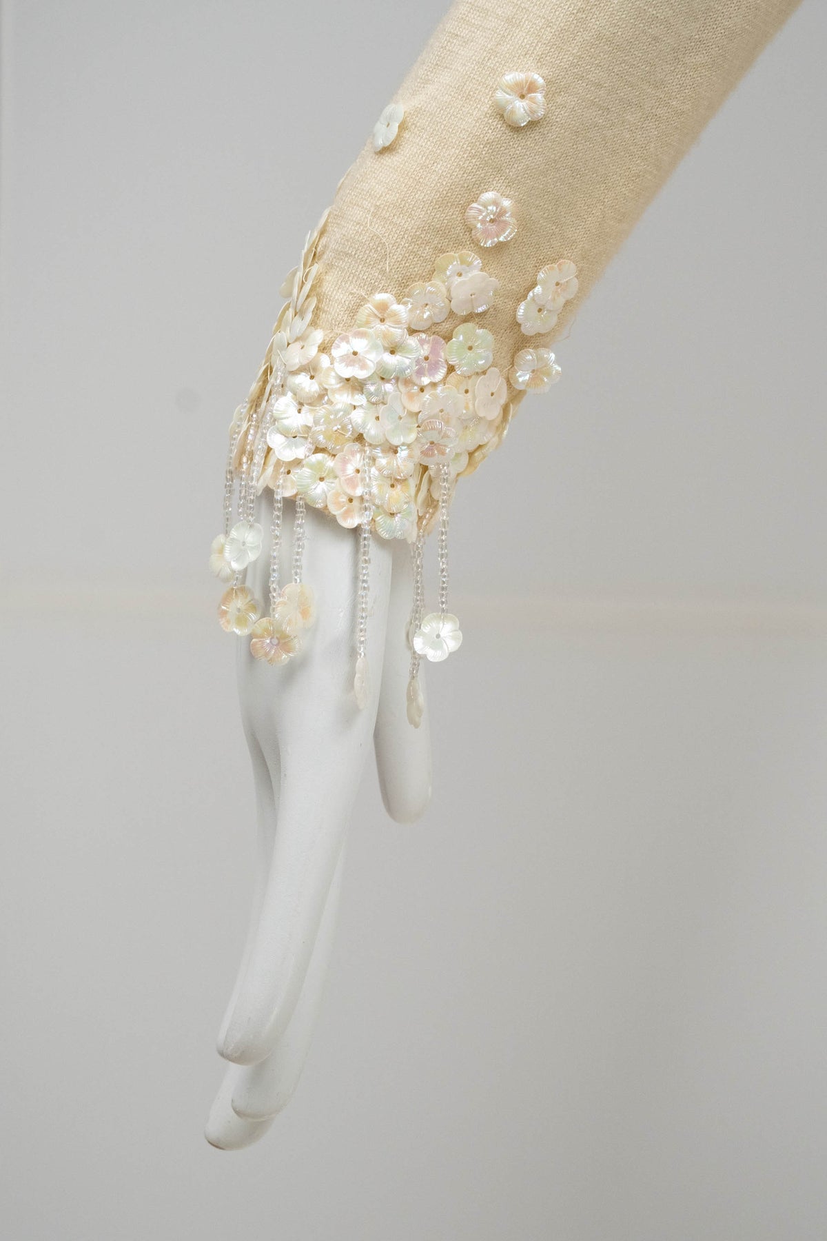 Chanel Ivory Sweater With white Flower Sequins Size S/M