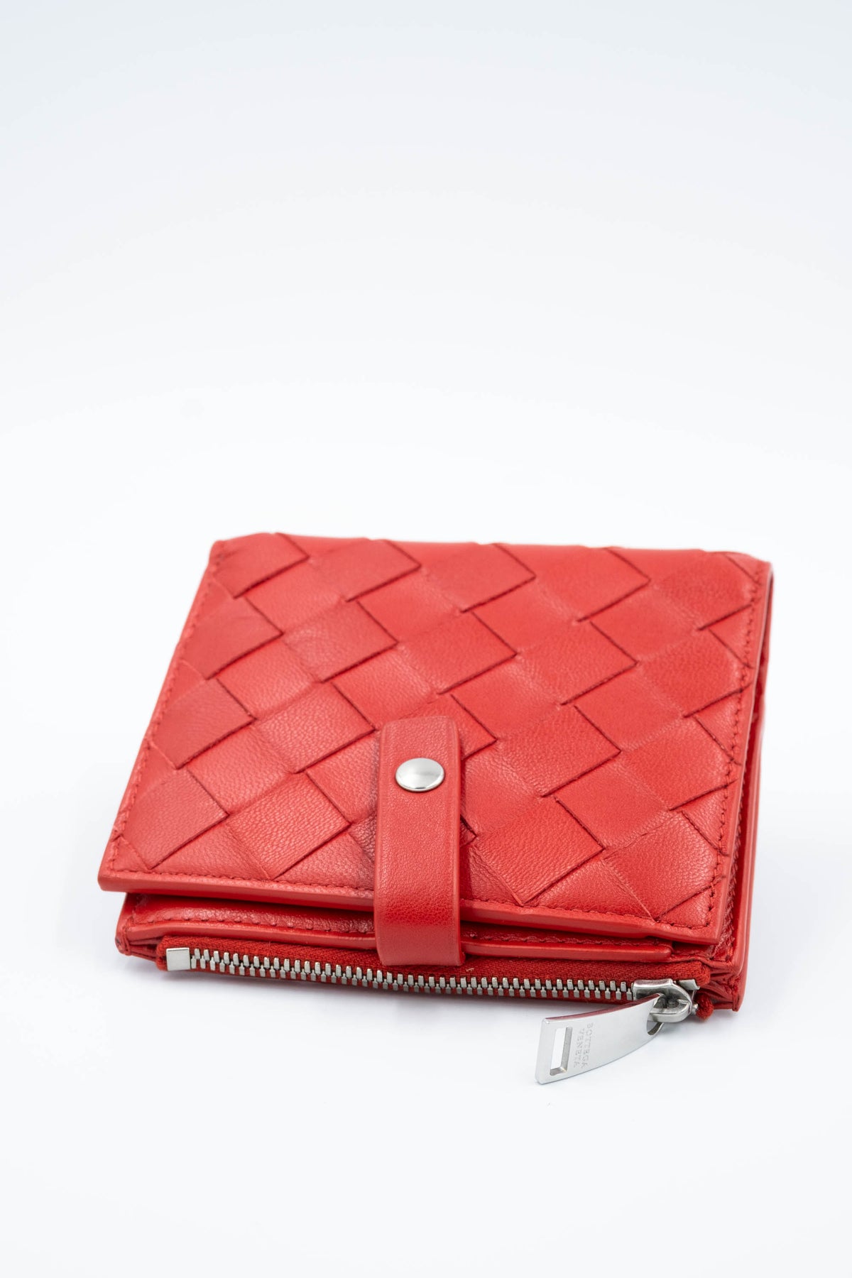 Bottega Veneta Red Square Med Weave Intrecciato Wallet Size Small