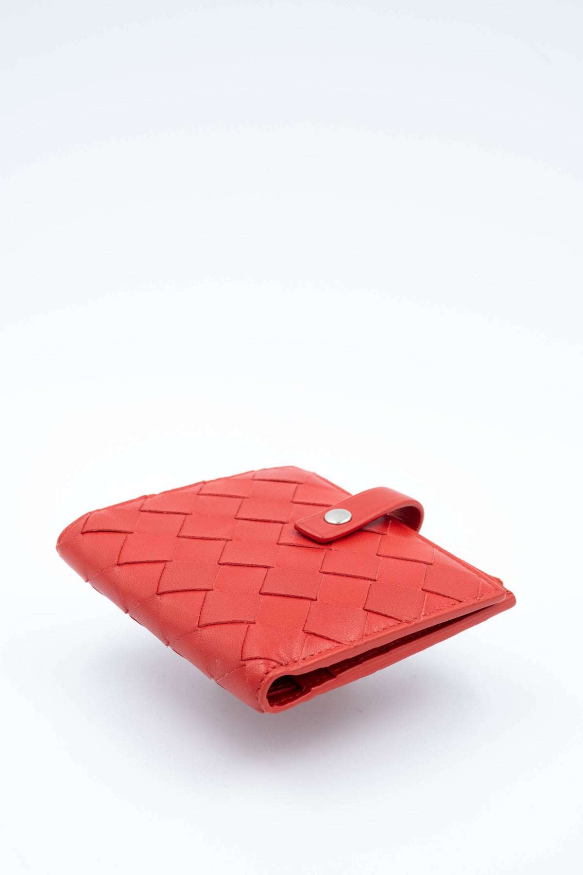 Bottega Veneta Red Square Med Weave Intrecciato Wallet Size Small