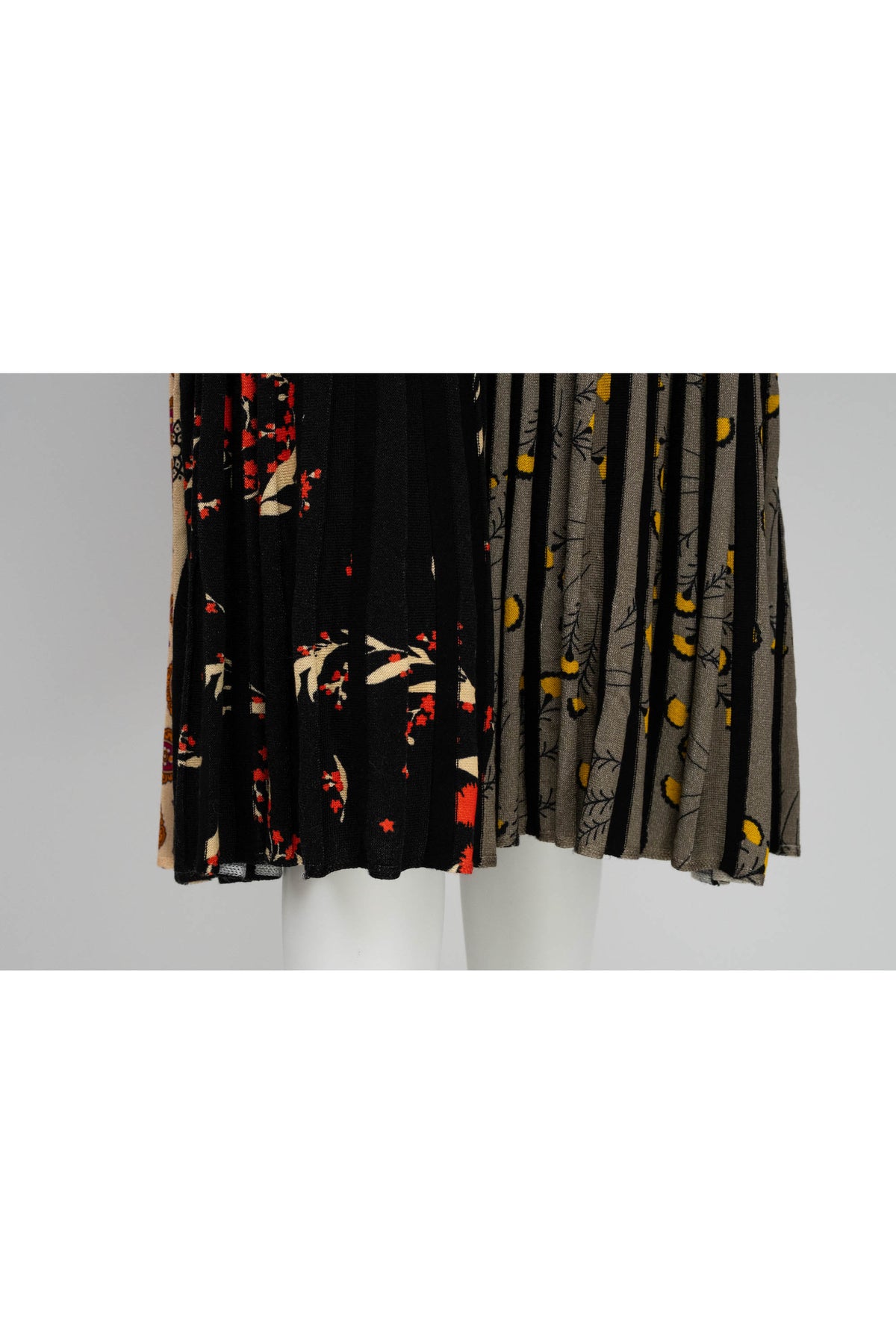 Etro Black Rib Knit Maxi Dress Paisley Print Size 42