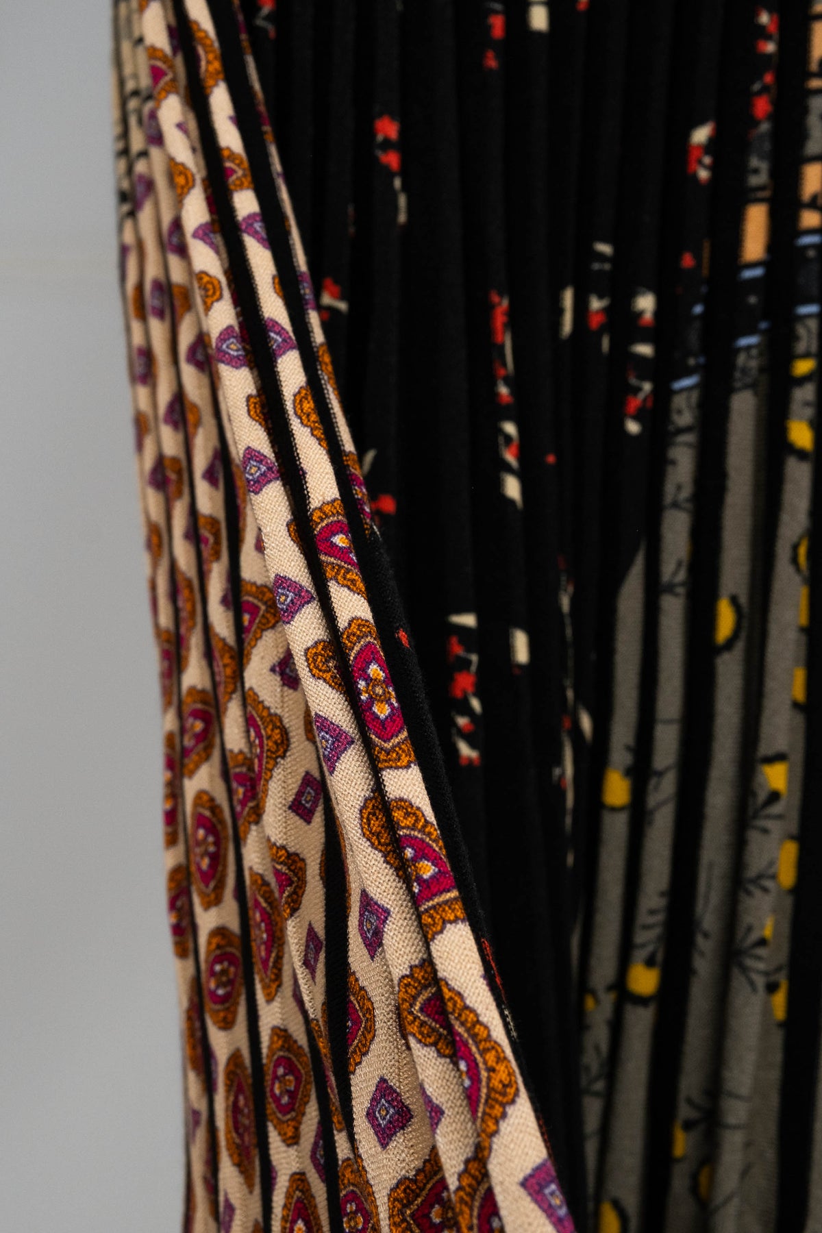 Etro Black Rib Knit Maxi Dress Paisley Print Size 42