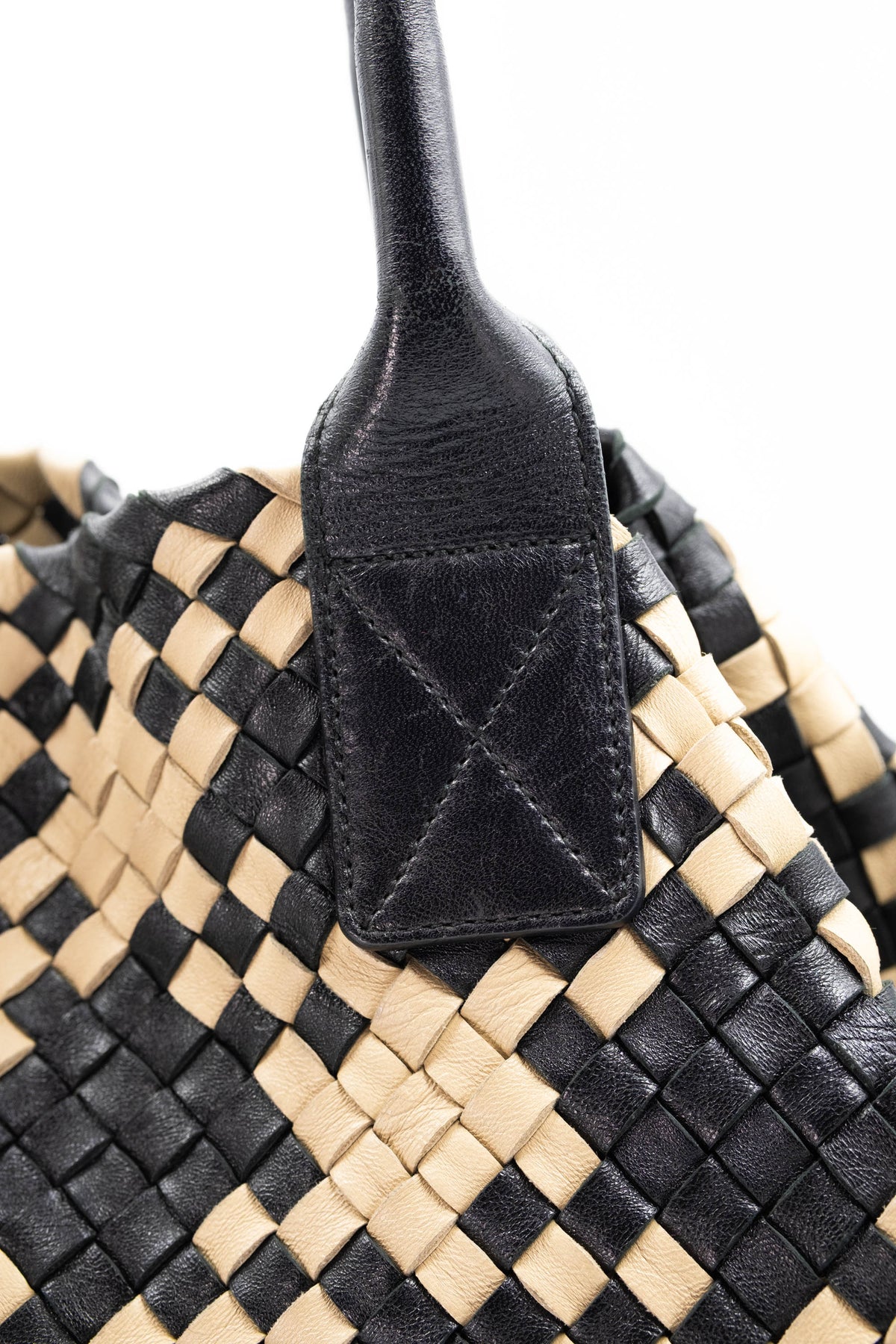 Bottega Veneta Black and Tan Contrast Cabat Tote Purse Size L