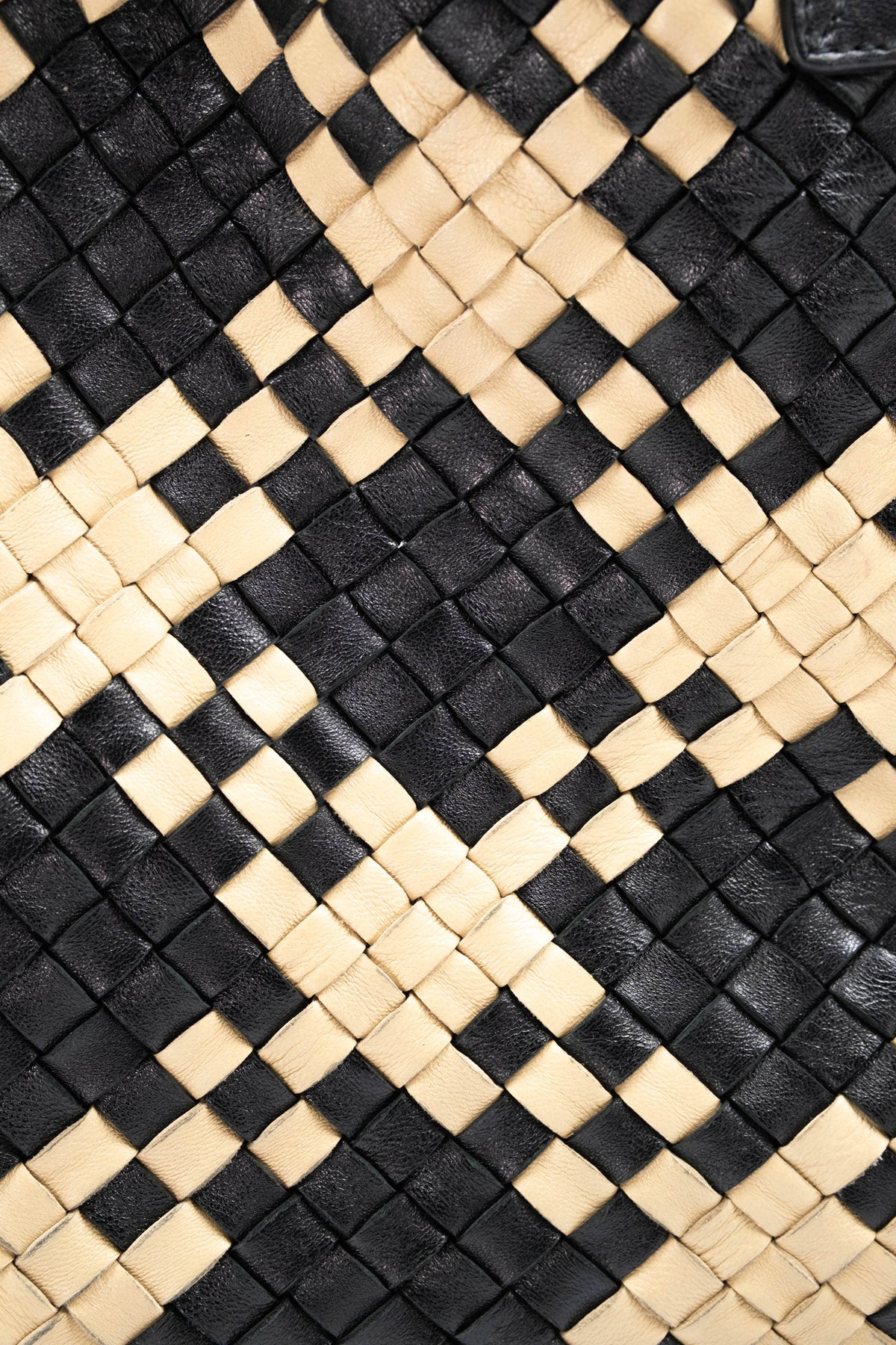 Bottega Veneta Black and Tan Contrast Cabat Tote Purse Size L