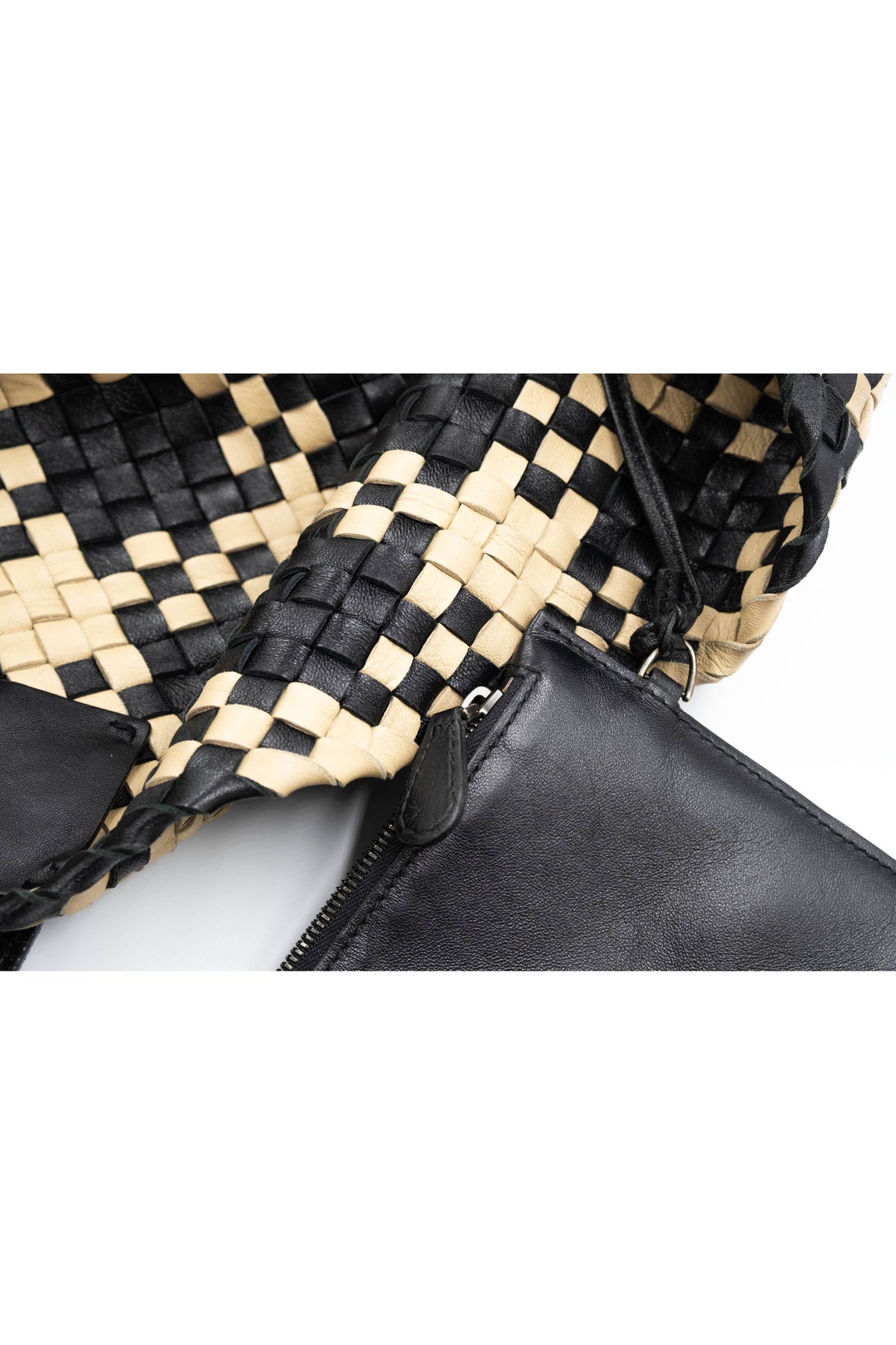 Bottega Veneta Black and Tan Contrast Cabat Tote Purse Size L