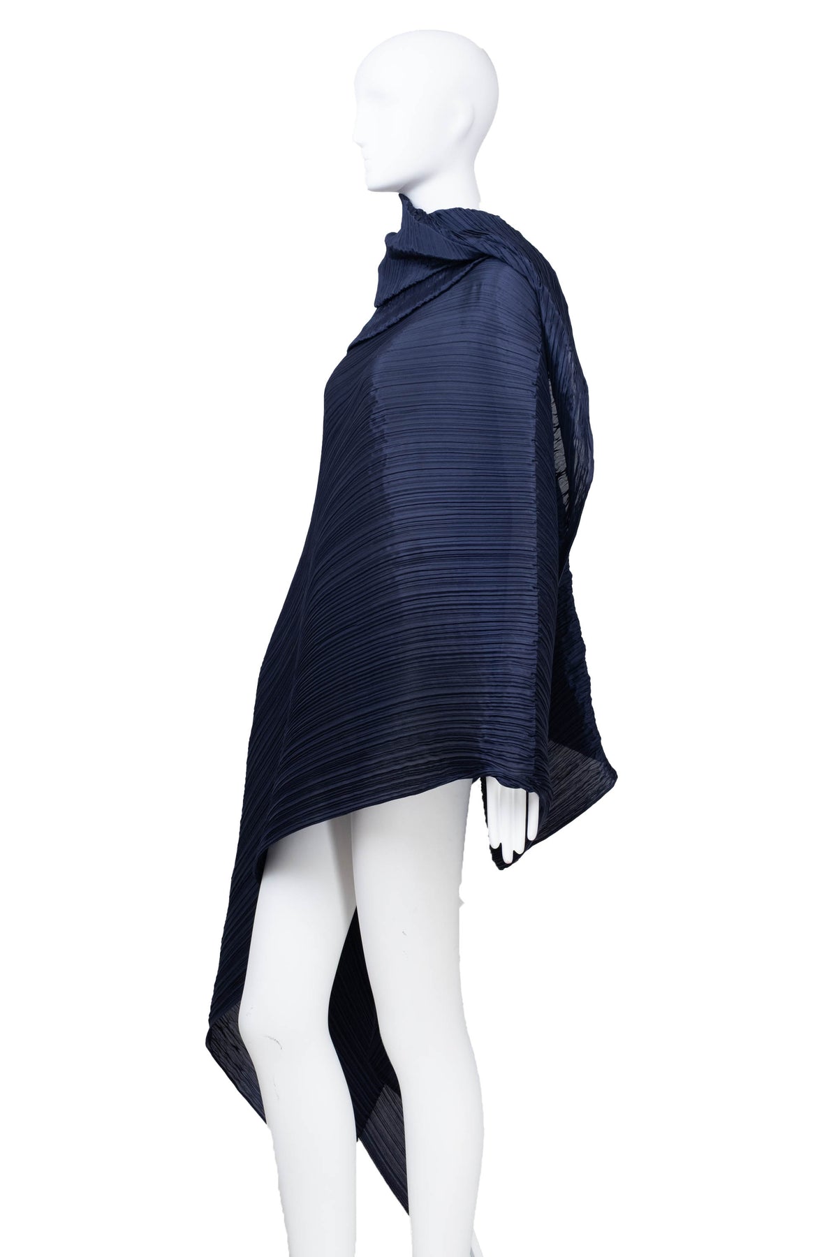 Issey Miyake Blue Pleated Jump Madame T Stole Size O/S