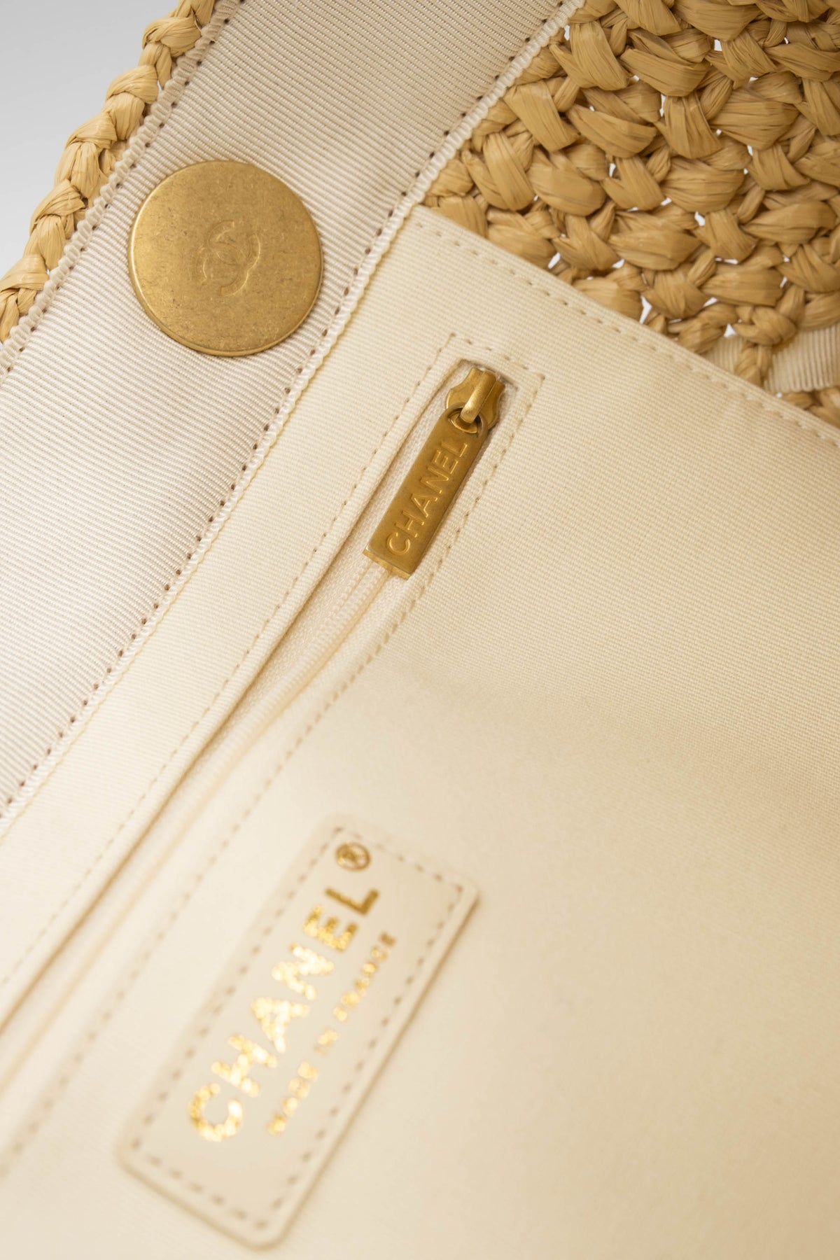 Chanel Raffia Diamond Quilt Shopping Tote Cruise 25/26