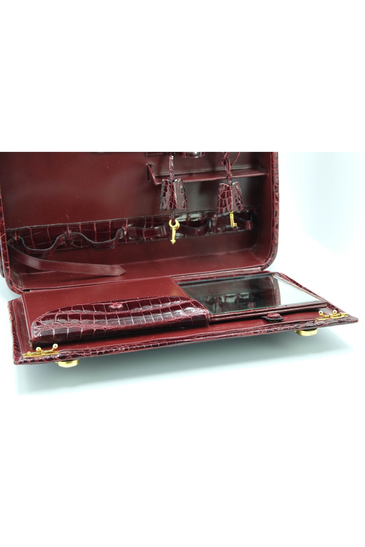 Battaglia Vintage Maroon Crocodile Jewelry Travel Case 1940&#39;s-60&#39;s