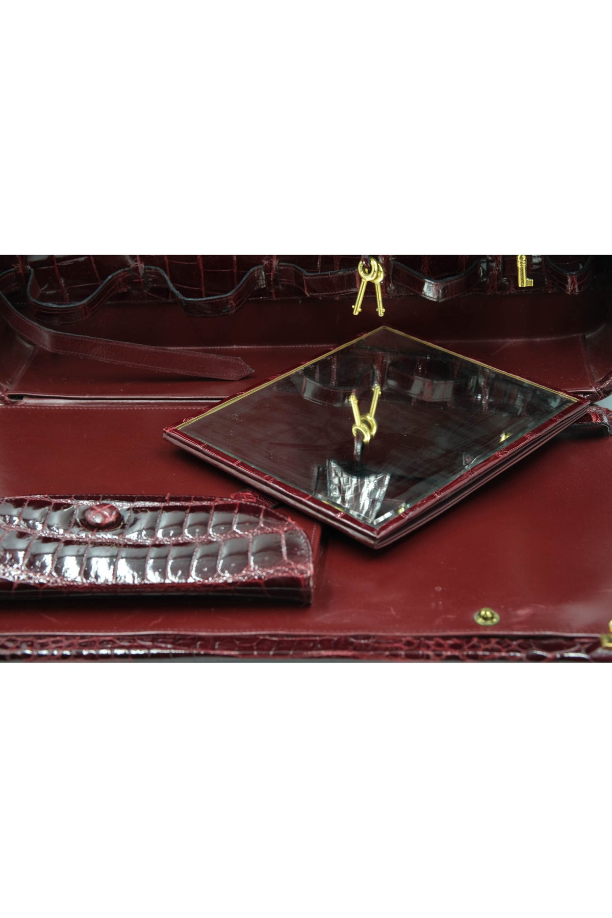 Battaglia Vintage Maroon Crocodile Jewelry Travel Case 1940&#39;s-60&#39;s
