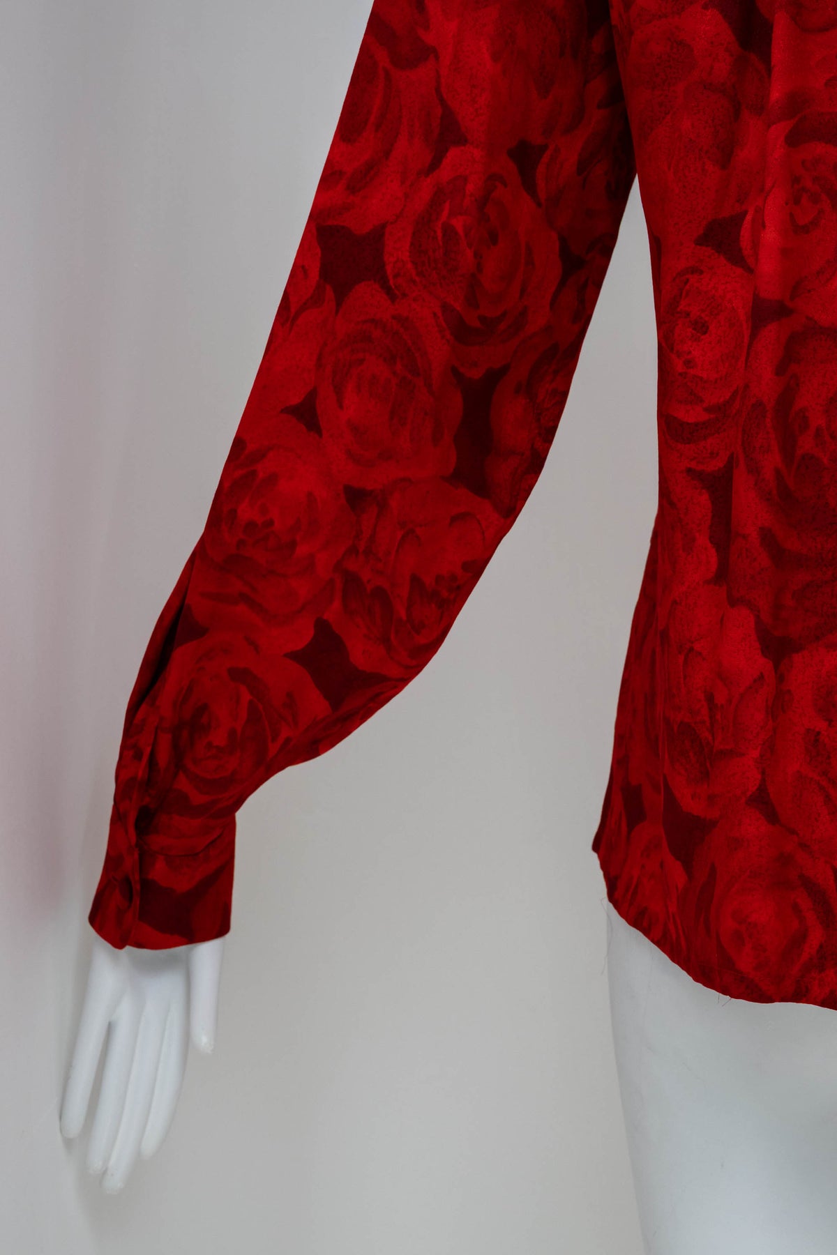 Yves Saint Laurent Rive Gauche Red Rose Print Fringe Neck Tie Blouse 1970's Size 40