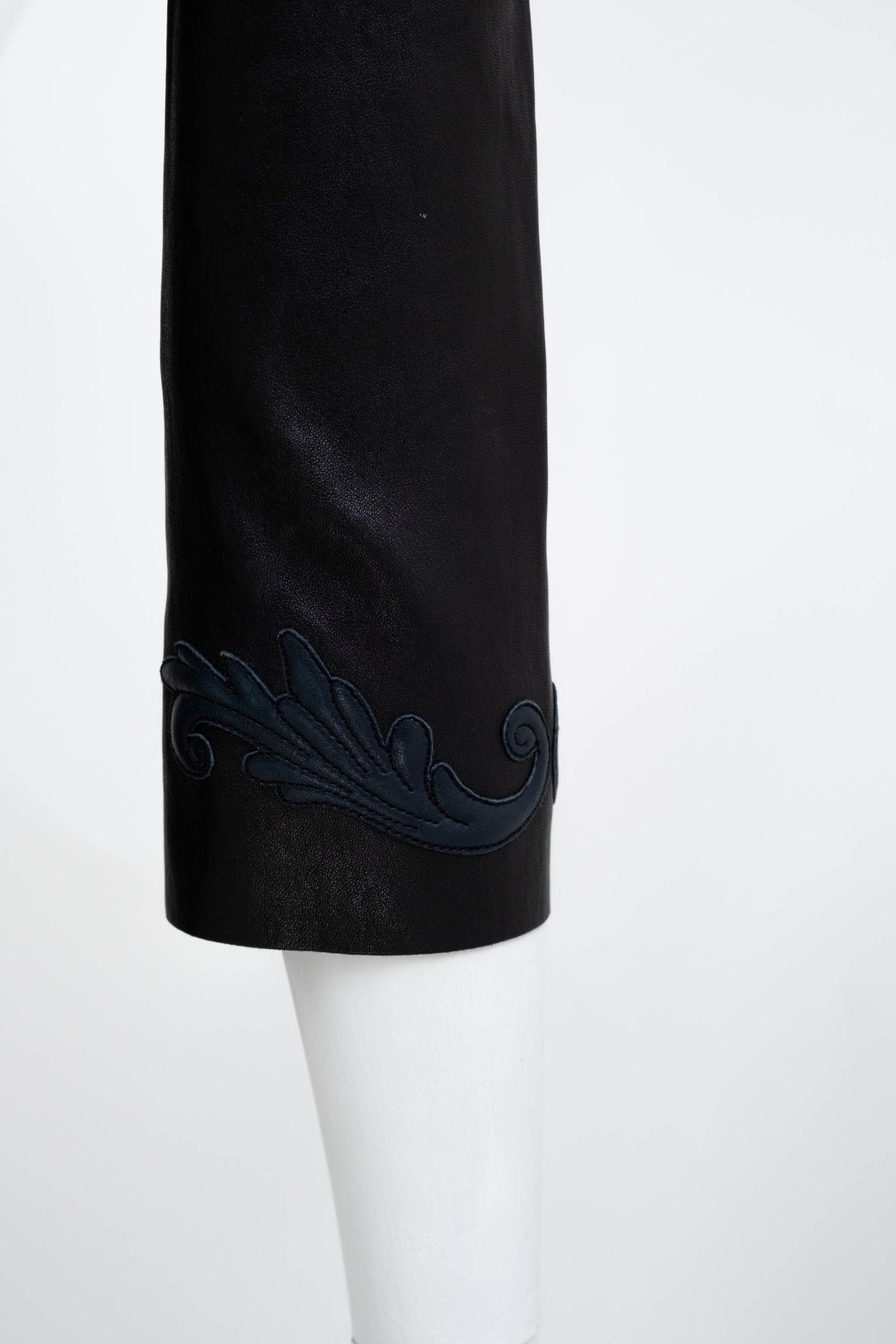 Jitrois Black Long Sleeve Floral Embossed Leather Dress Size 36&nbsp;