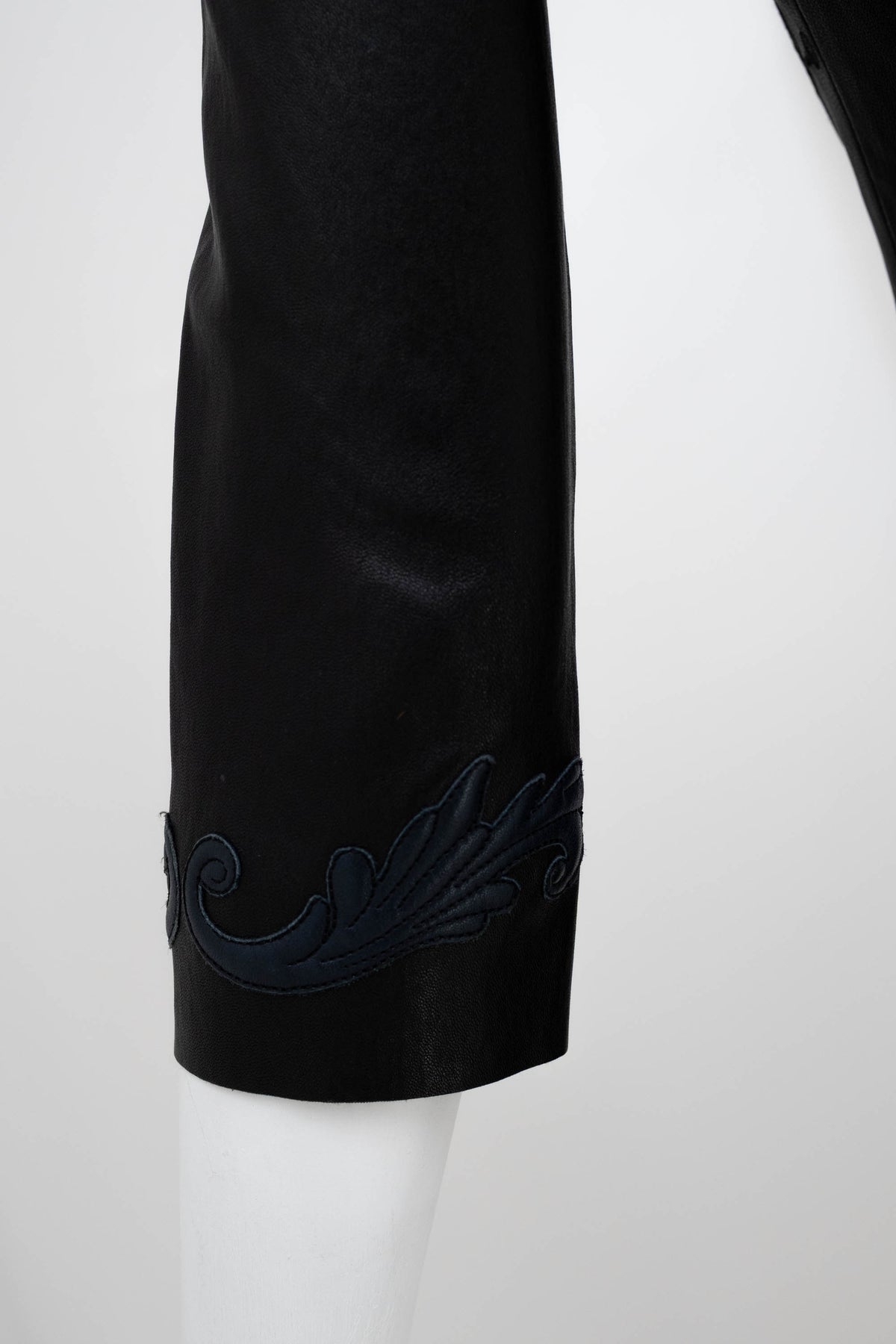 Jitrois Black Long Sleeve Floral Embossed Leather Dress Size 36&nbsp;