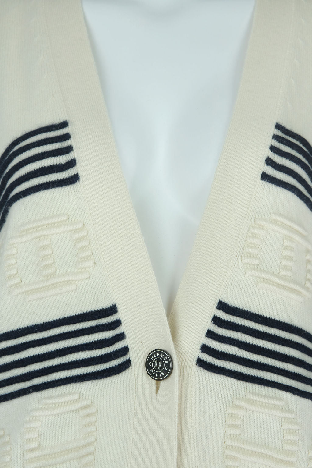 Hermes Cream and Navy Cashmere Sweater Coat Size Small/Medium