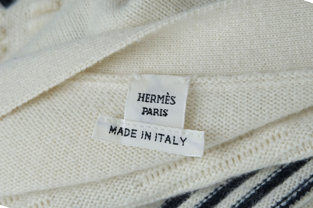 Hermes Cream and Navy Cashmere Sweater Coat Size Small/Medium