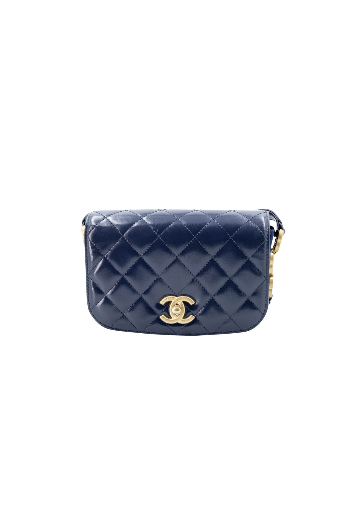 Chanel Paris Navy Blue CC Strap Purse 2022 Size Small