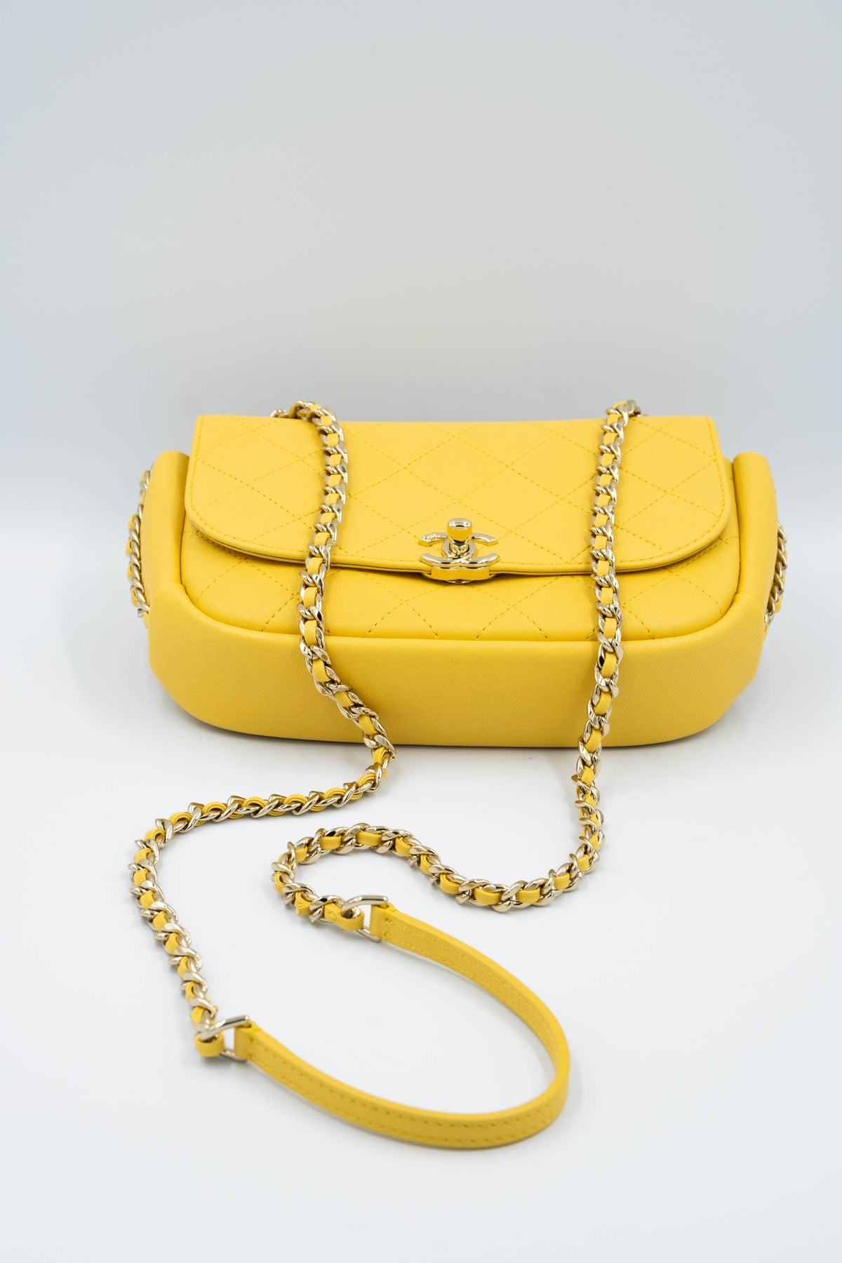 Chanel Margarine Yellow Quilted CC Saddle Casual Crossbody Purse 2019 Size Small