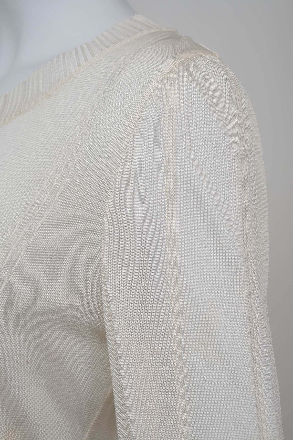Chanel White Mesh Knit Rayon Ruffle Cuff Top 2006P Size 42